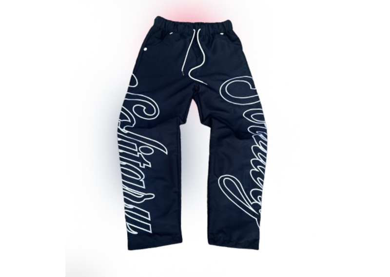 Solitary black sweats