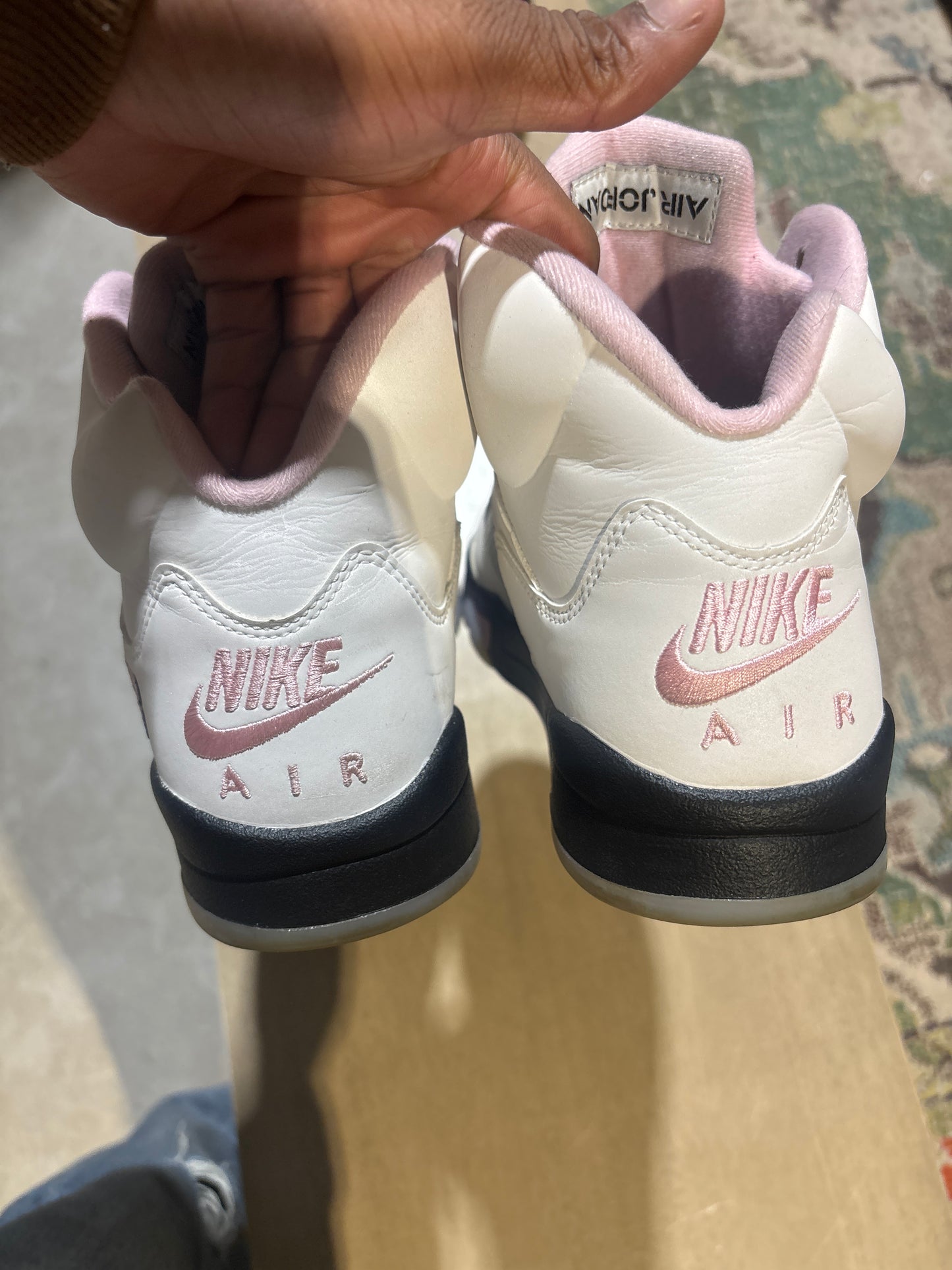 Jordan 5 Medium Soft Pink Used 9.5