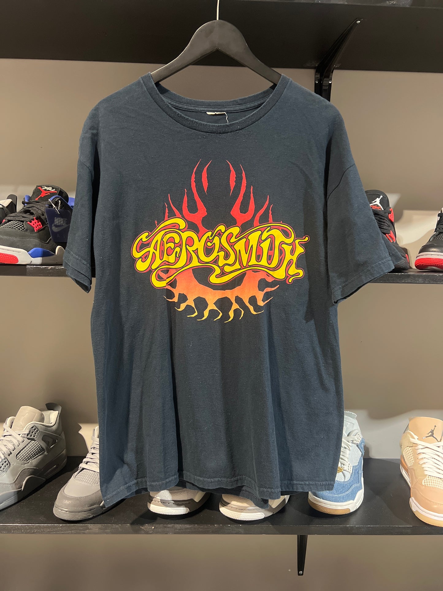 Vintage Aerosmith black flame tee