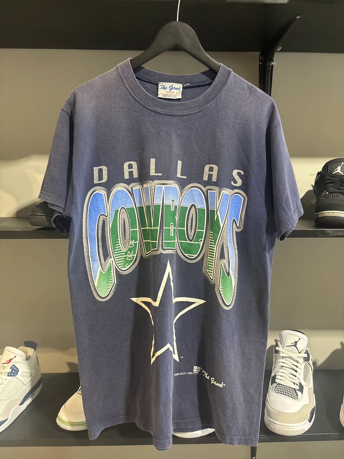 Vintage Dallas Cowboys Tee - Pre-Owned