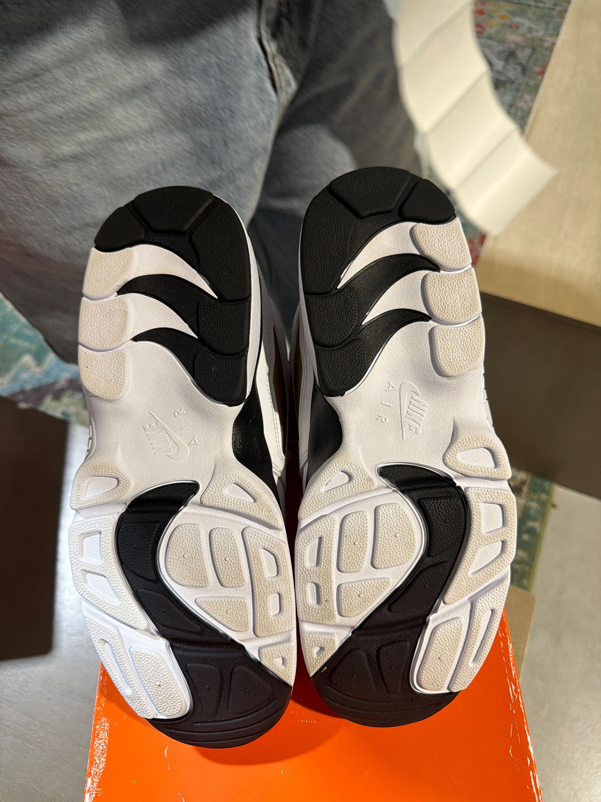 Nike Air Diamond Turf Proto '92 Atlanta Falcons - Pre-Owned