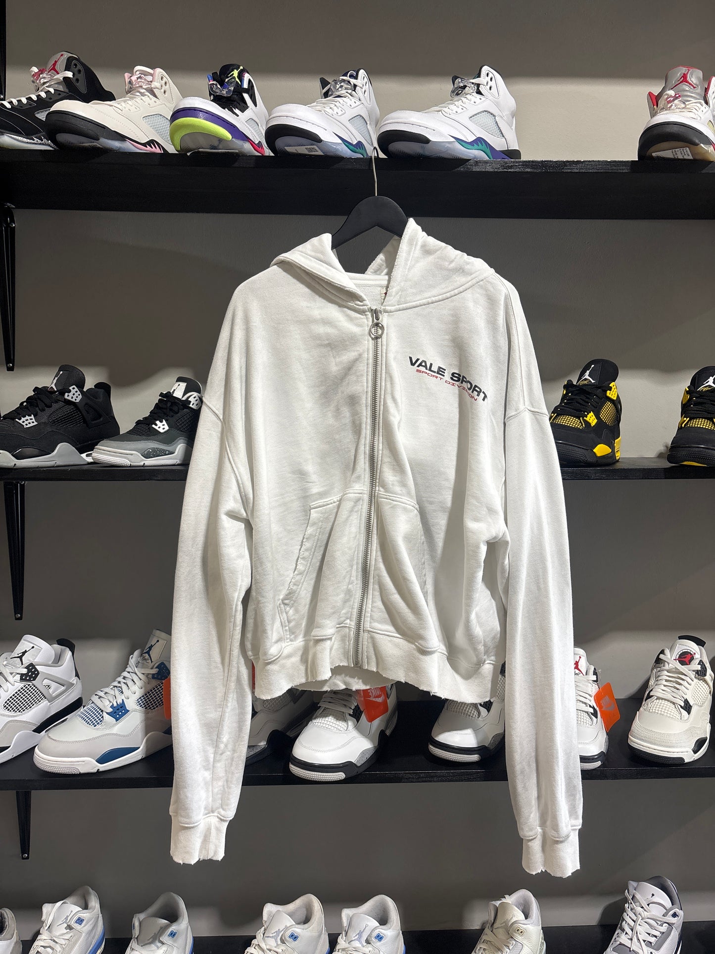 Vale Sport White ZIpup