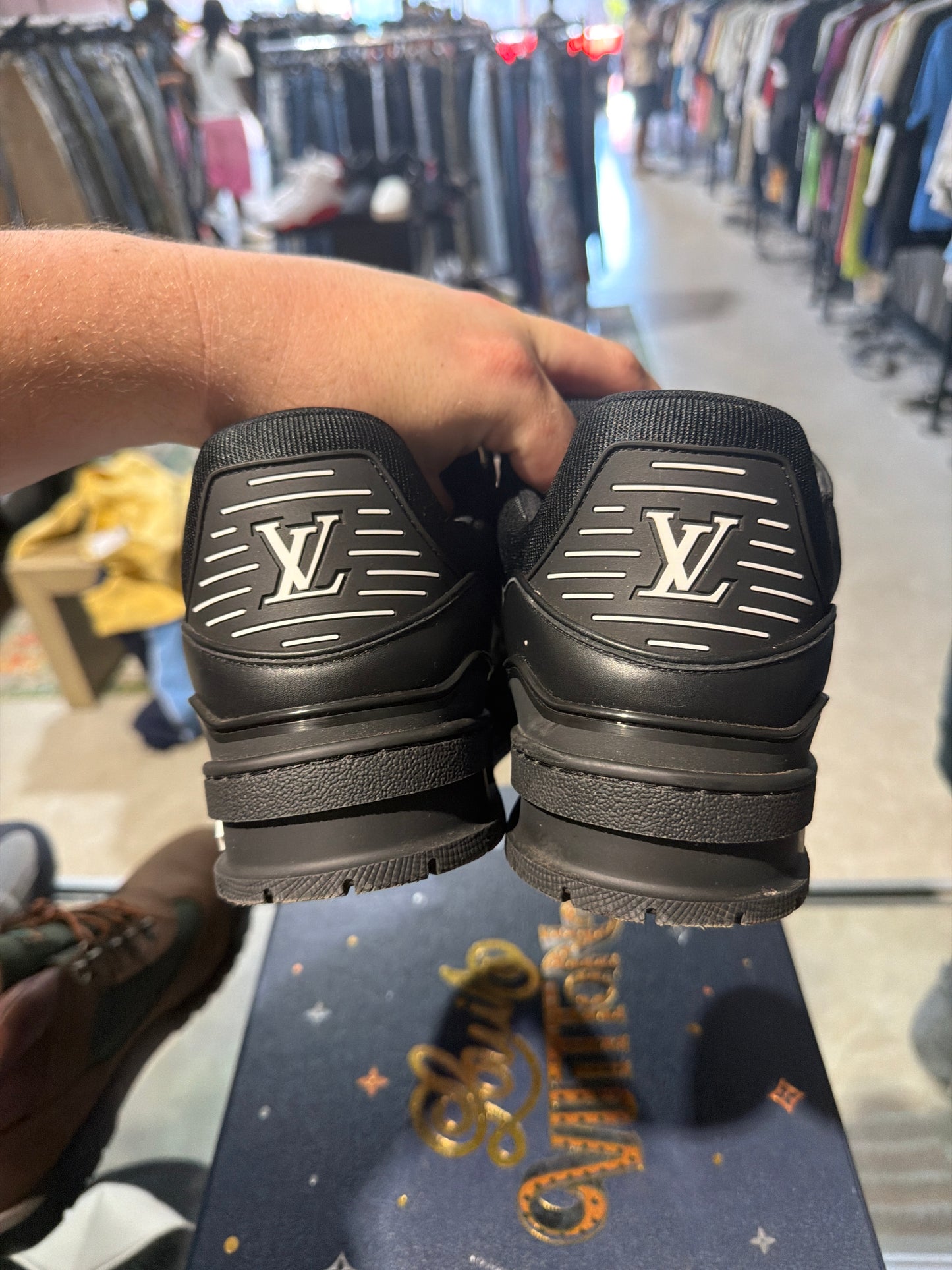 LV Trainer Black White Used Sz 10