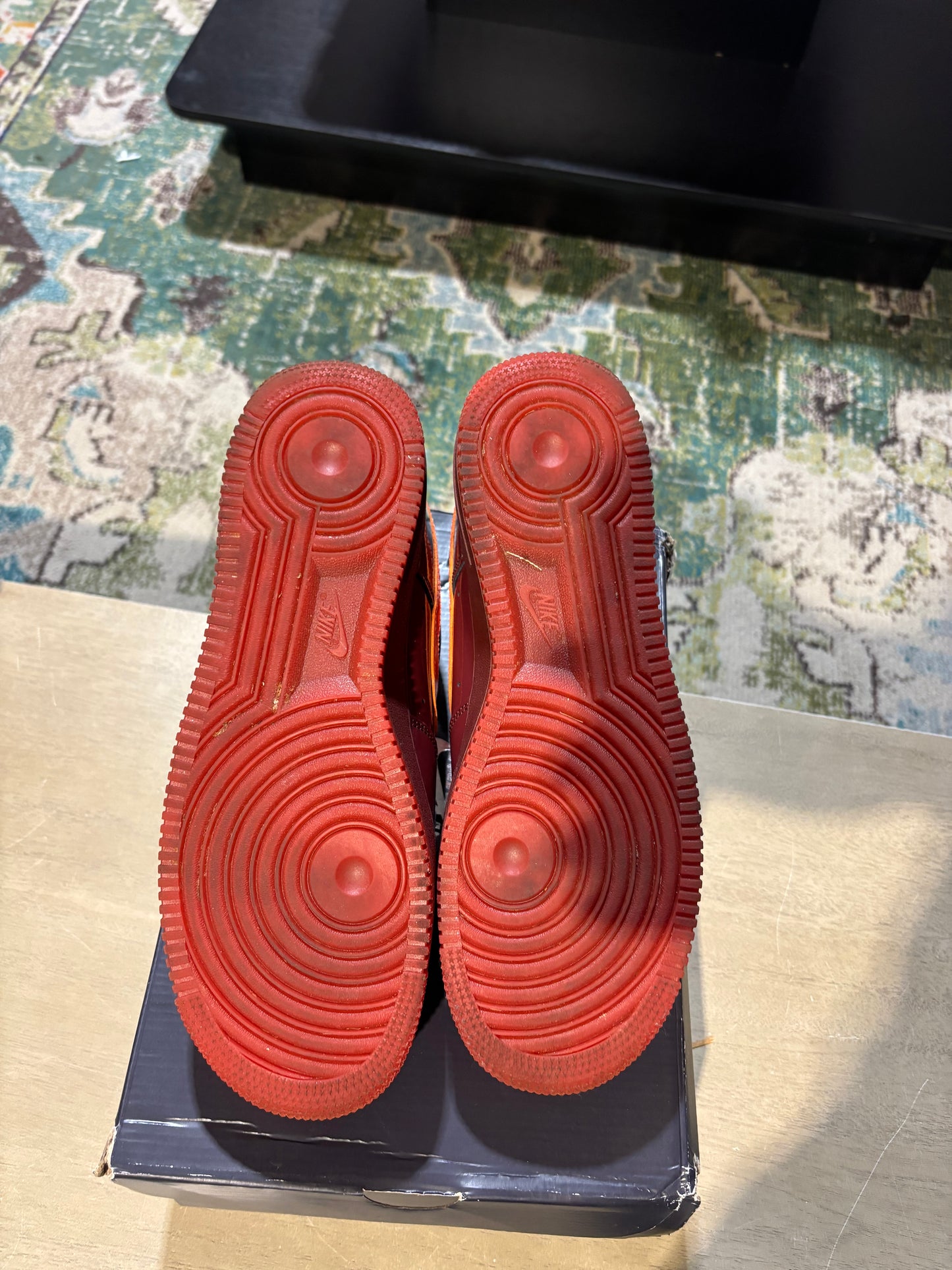 Nike Air Force 1 Team Red Patent Forces Sz 10 Used