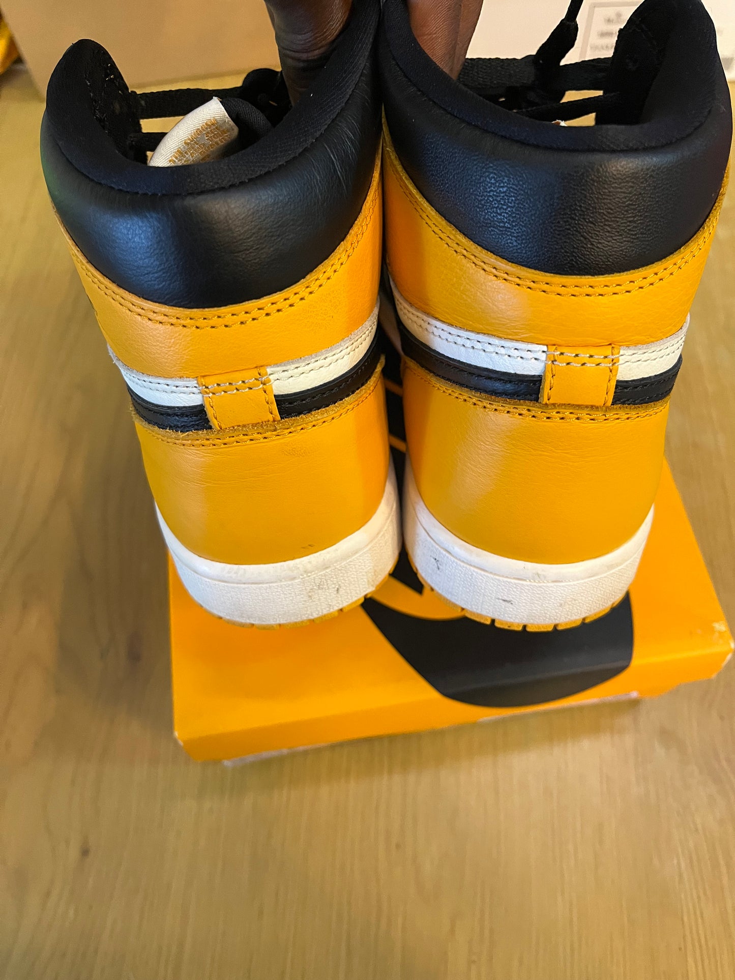 Jordan 1 Yellow Toe used