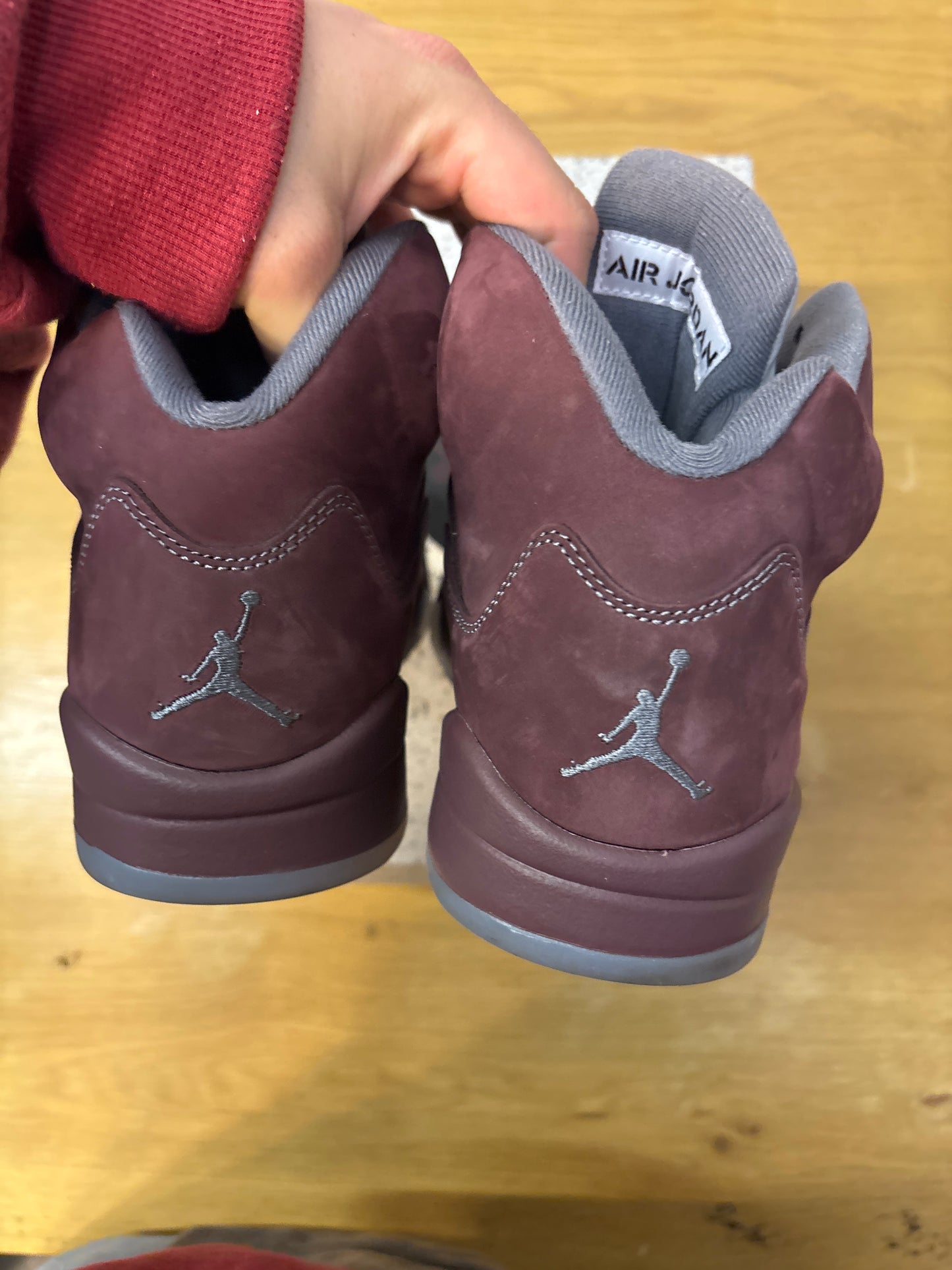 Jordan 5 Burgundy Used Size 10.5