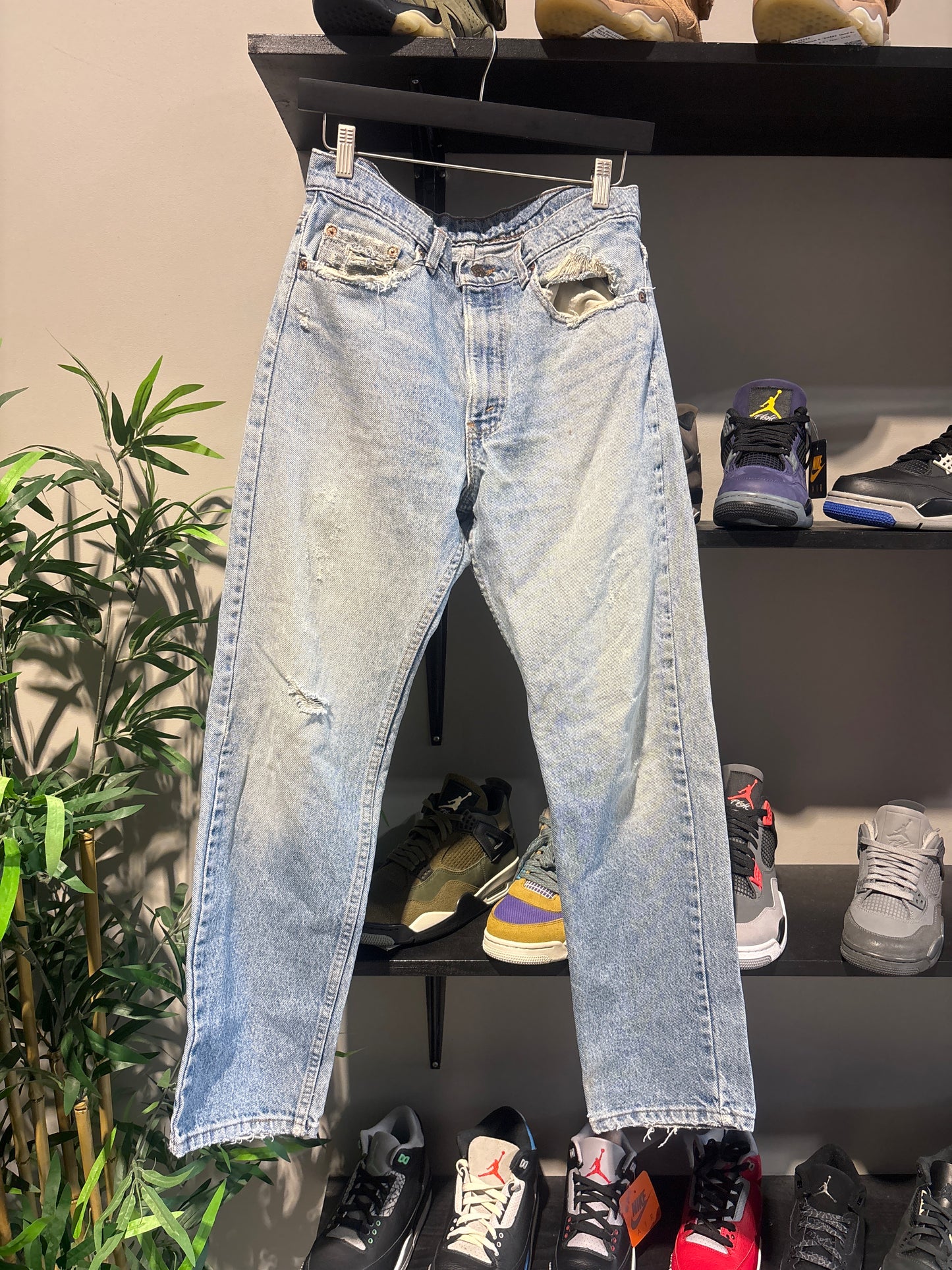 Vintage Levi Light Wash 550 sz 33