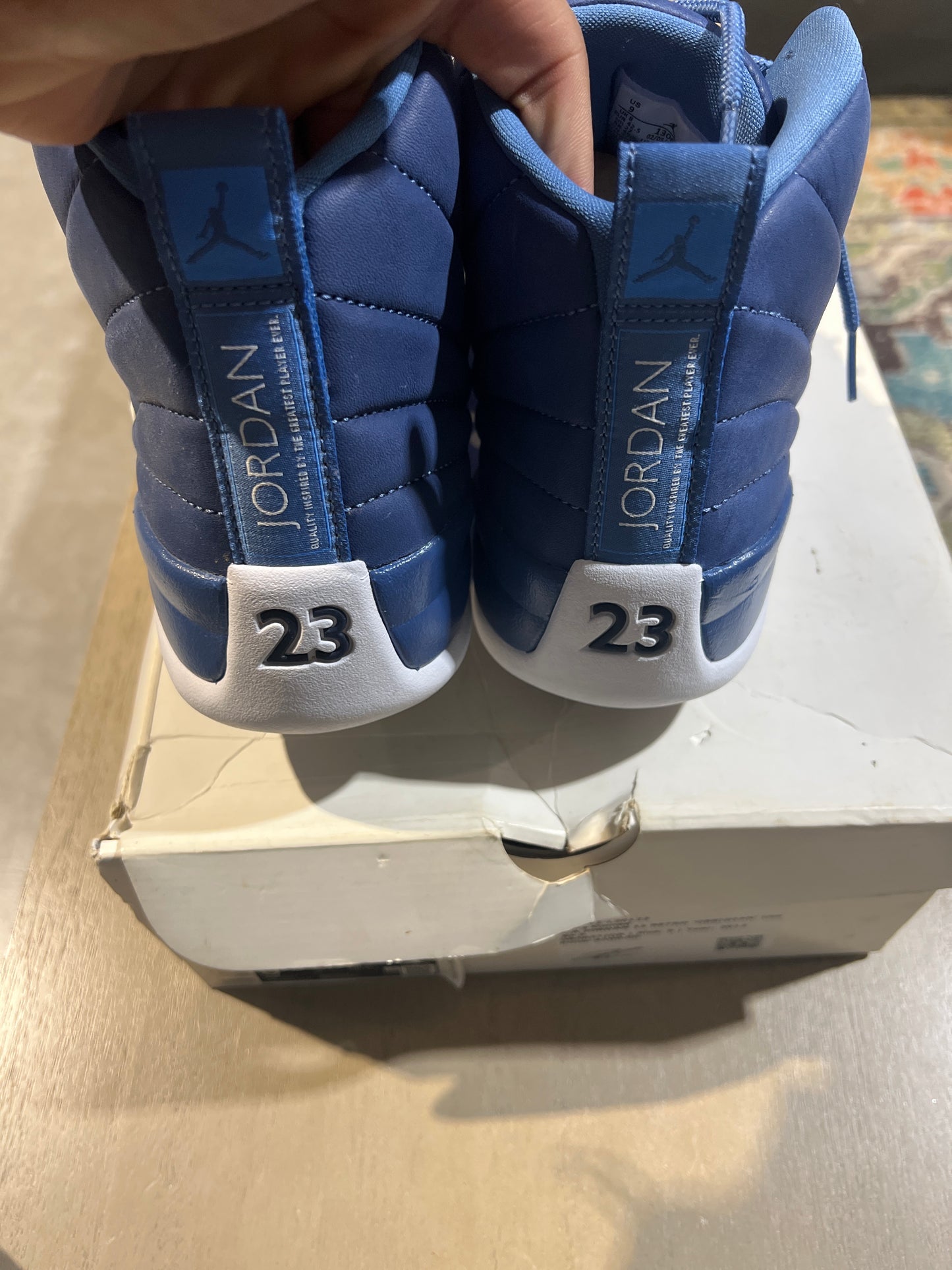 AIR JORDAN 12 RETRO OBSIDIAN Used Sz 9