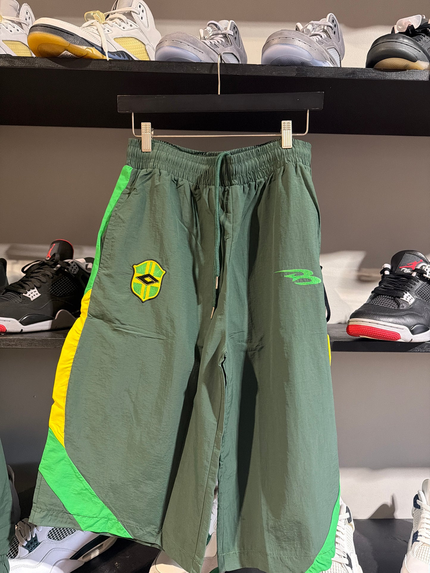 Abominable Bomzila Brazil Shorts Set
