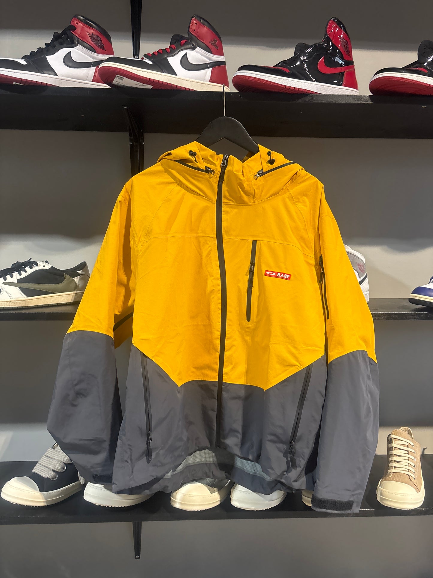 Gv Gallery Rain Jacket Yellow Grey