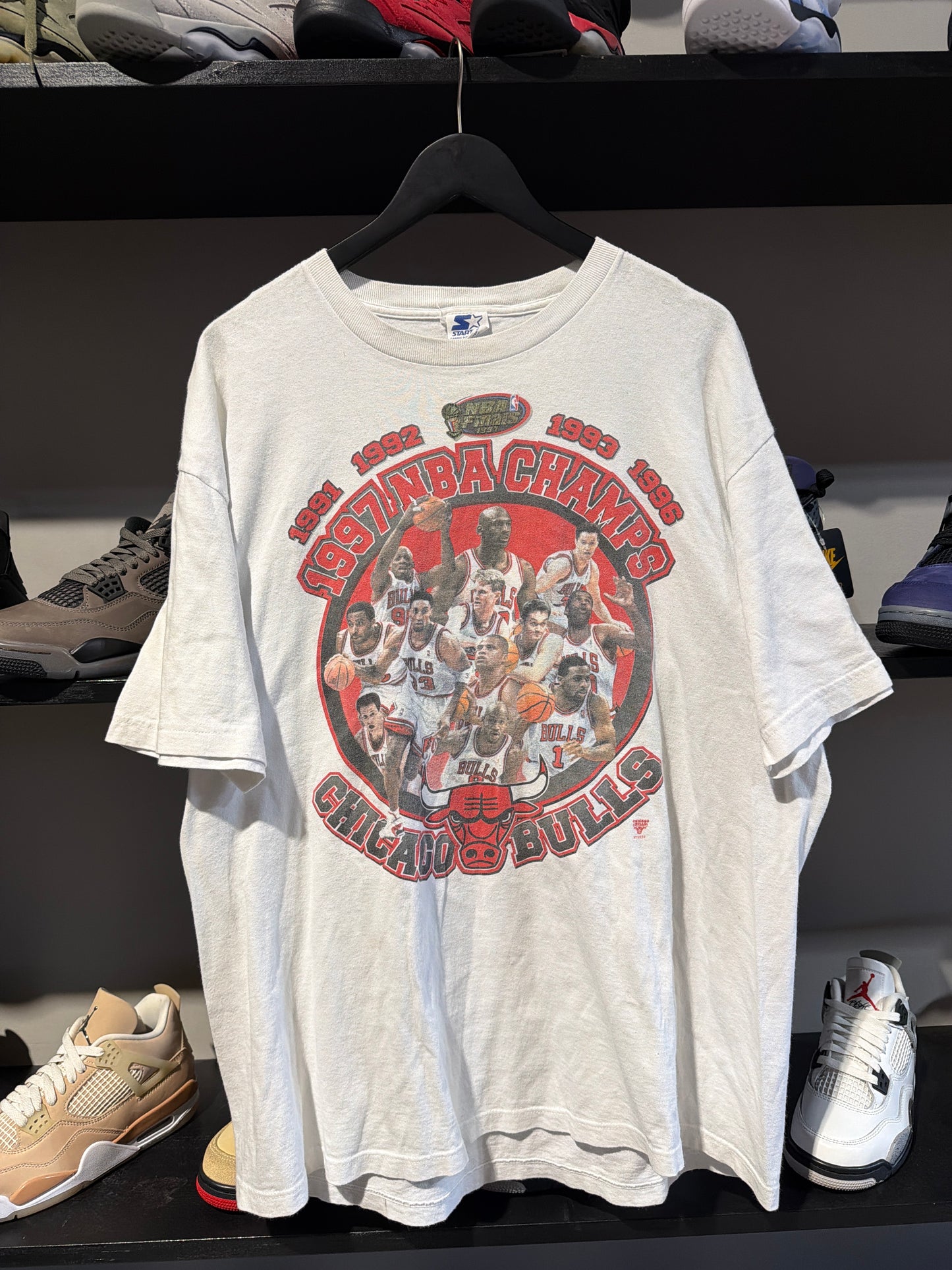 Vintage Bulls 97 Championship Tee