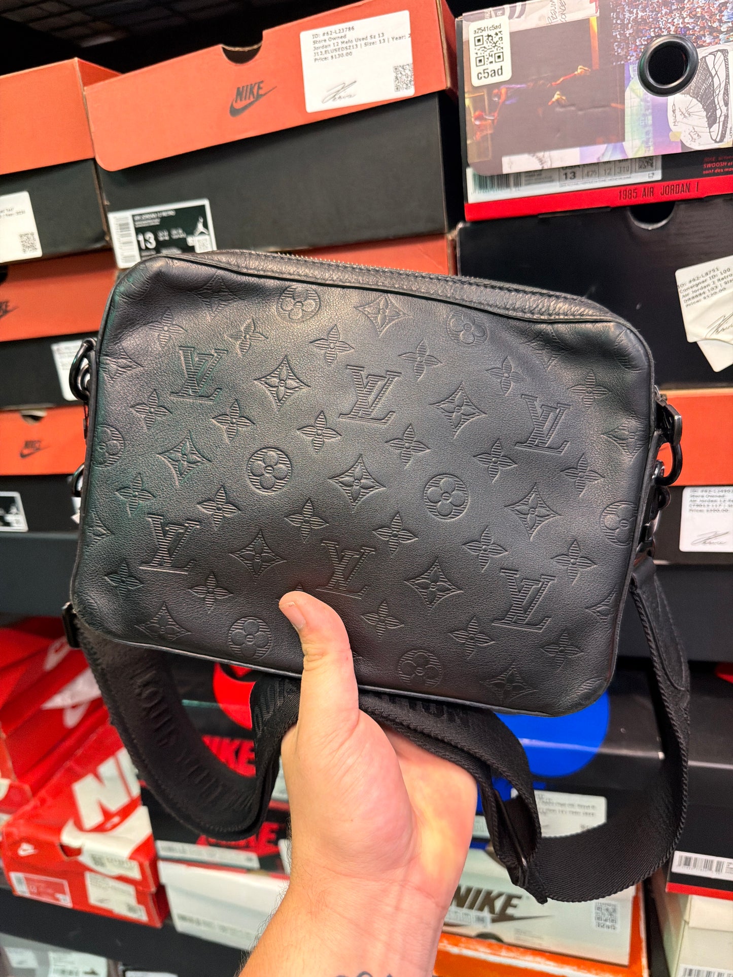 Louis Vuitton Duo Monogram Sidebag Black