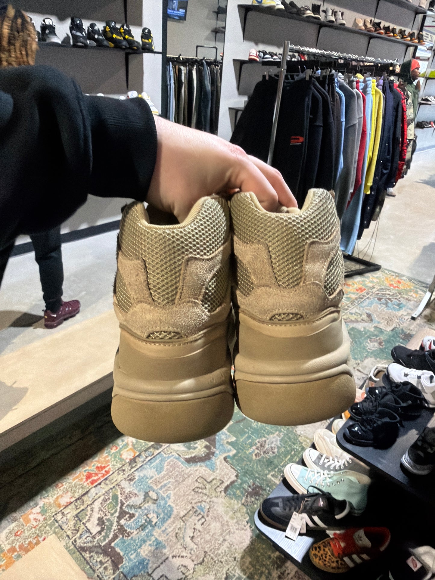 YEEZY BOOT ROCK USED SZ 11 NB