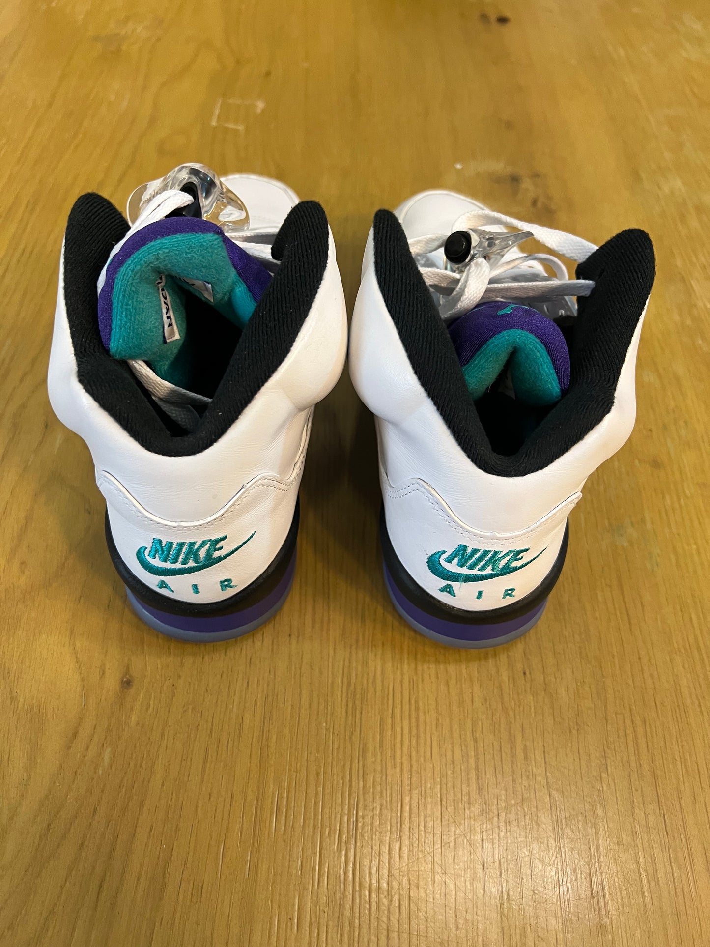 Jordan 5 Grape GS Sz 7 Used NB