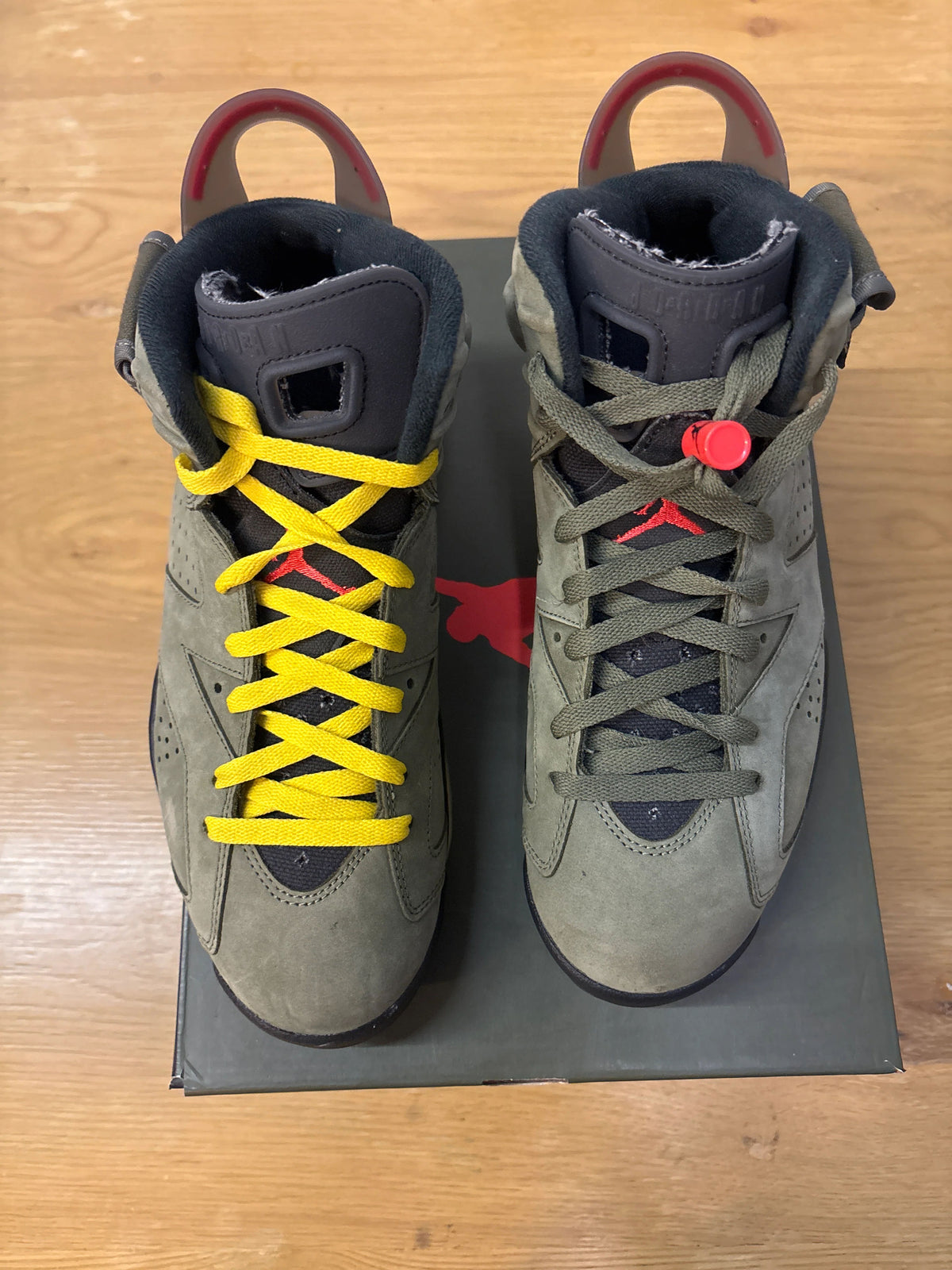 Jordan 6 Retro Travis Scott - Pre-Owned