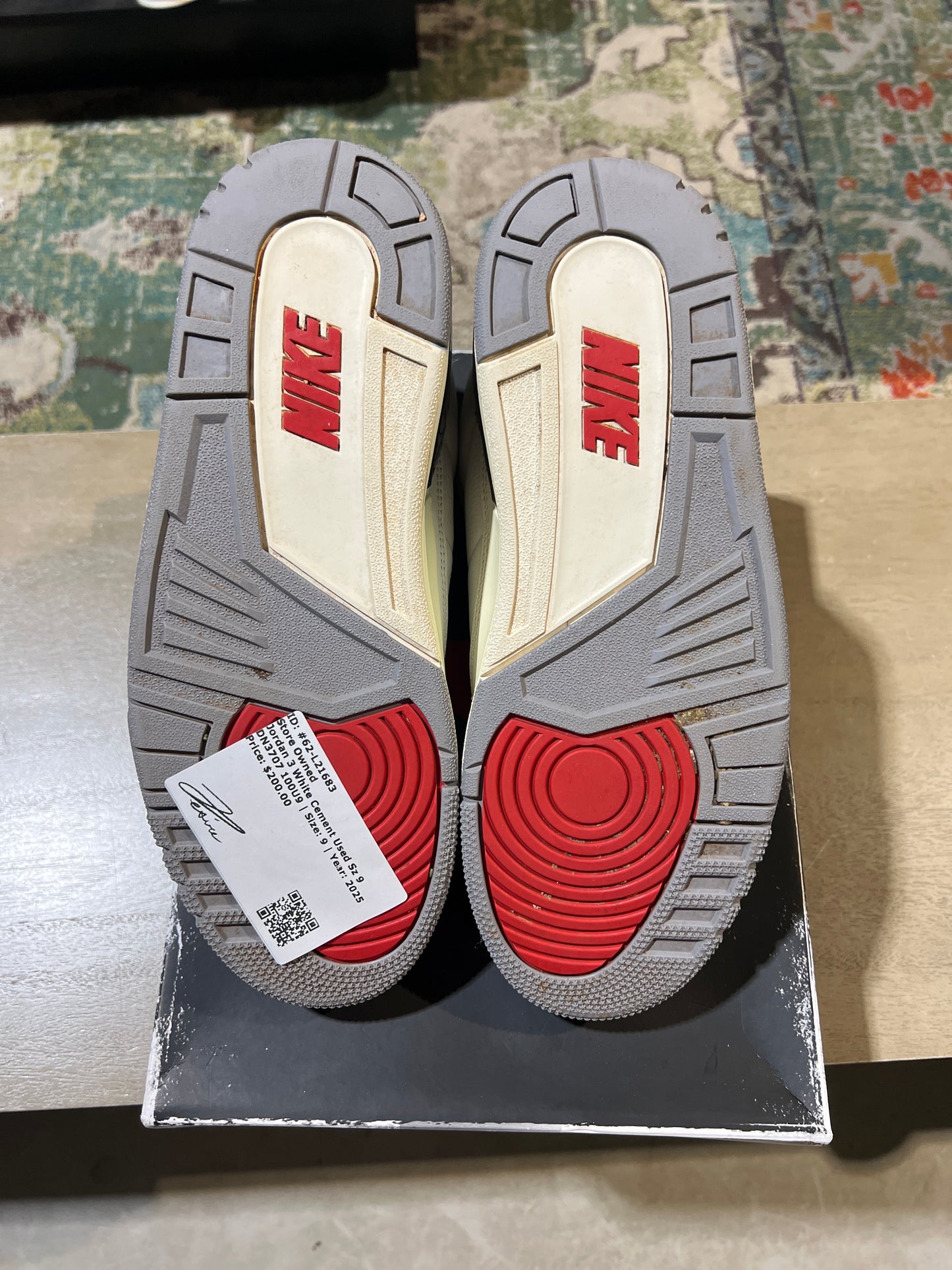 Jordan 3 White Cement Used Sz 9