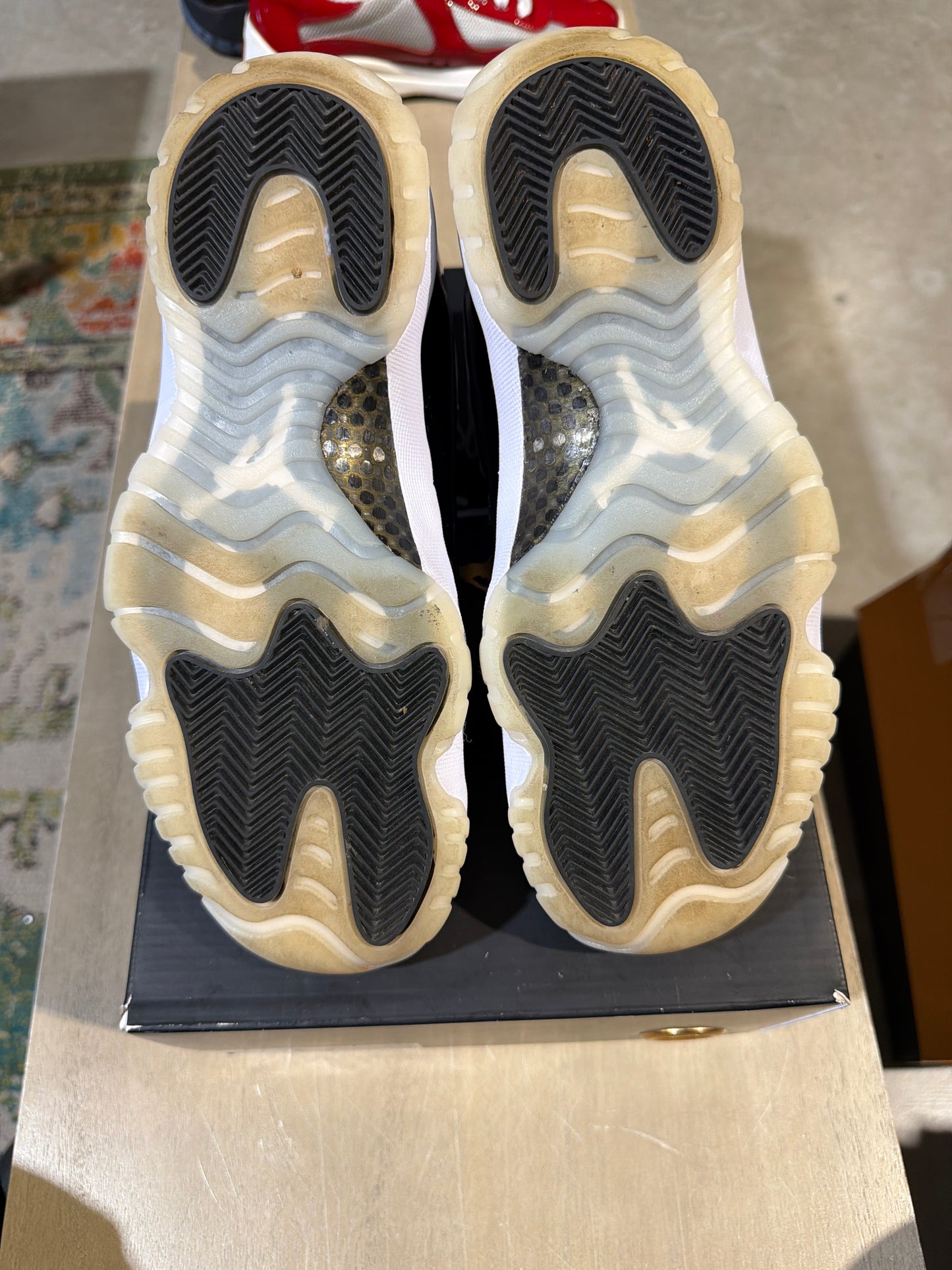 Jordan 11 DMP Used Sz 8