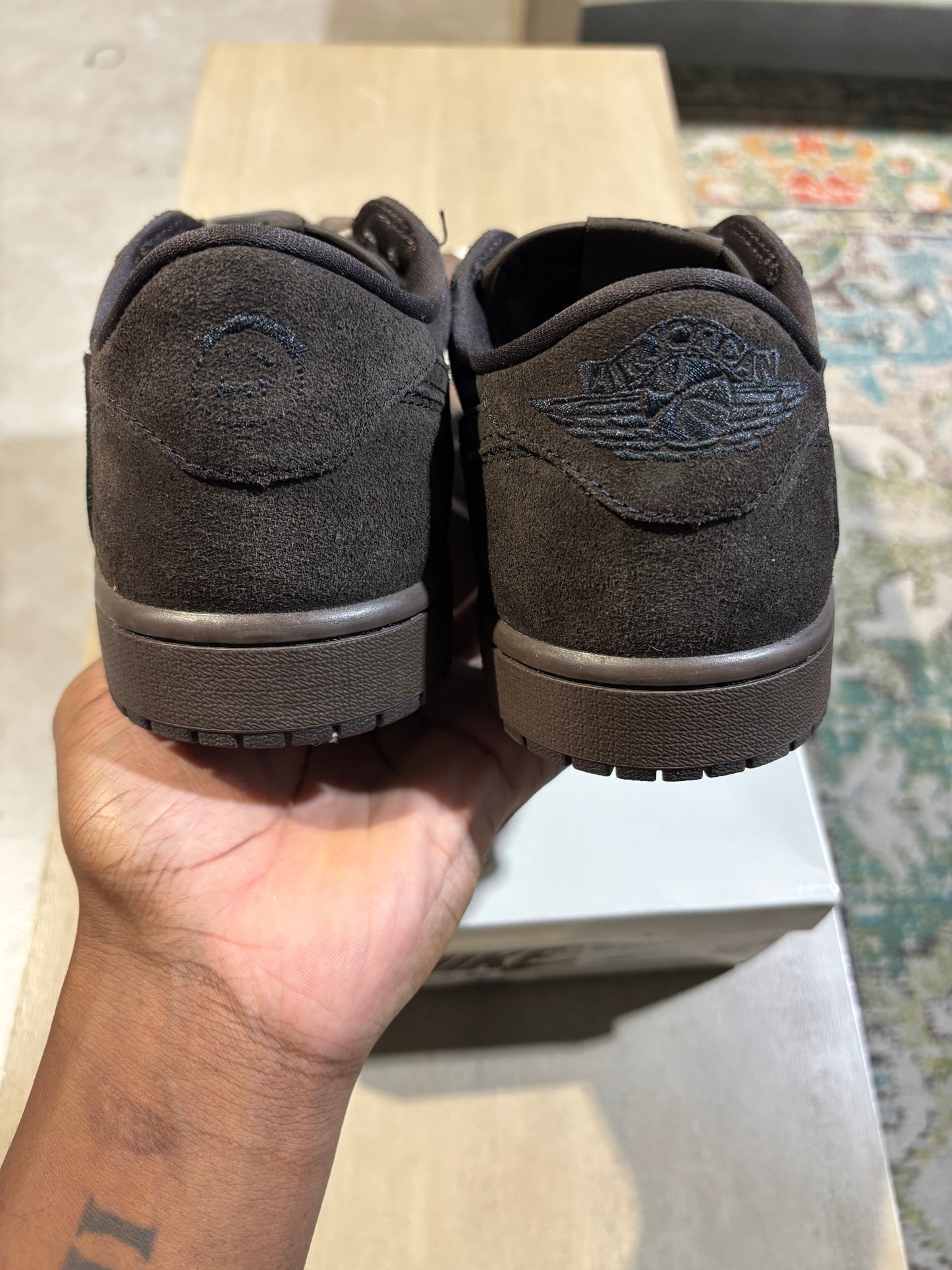 Jordan 1 Travis Scott Velvet brown Used Sz 11