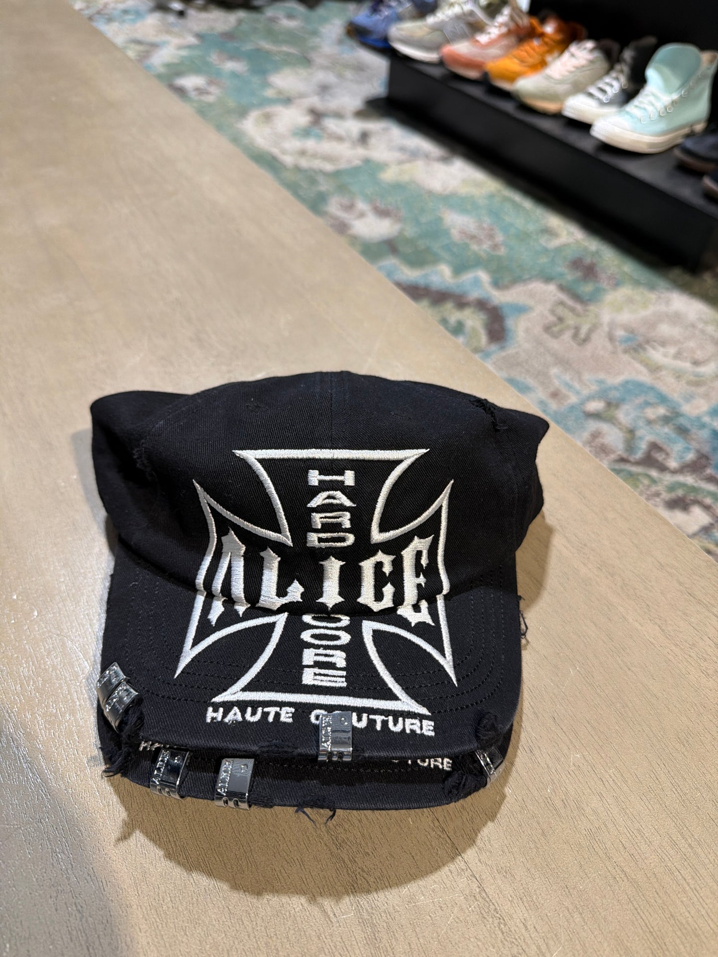 Alice Hollywood Cross Hat
