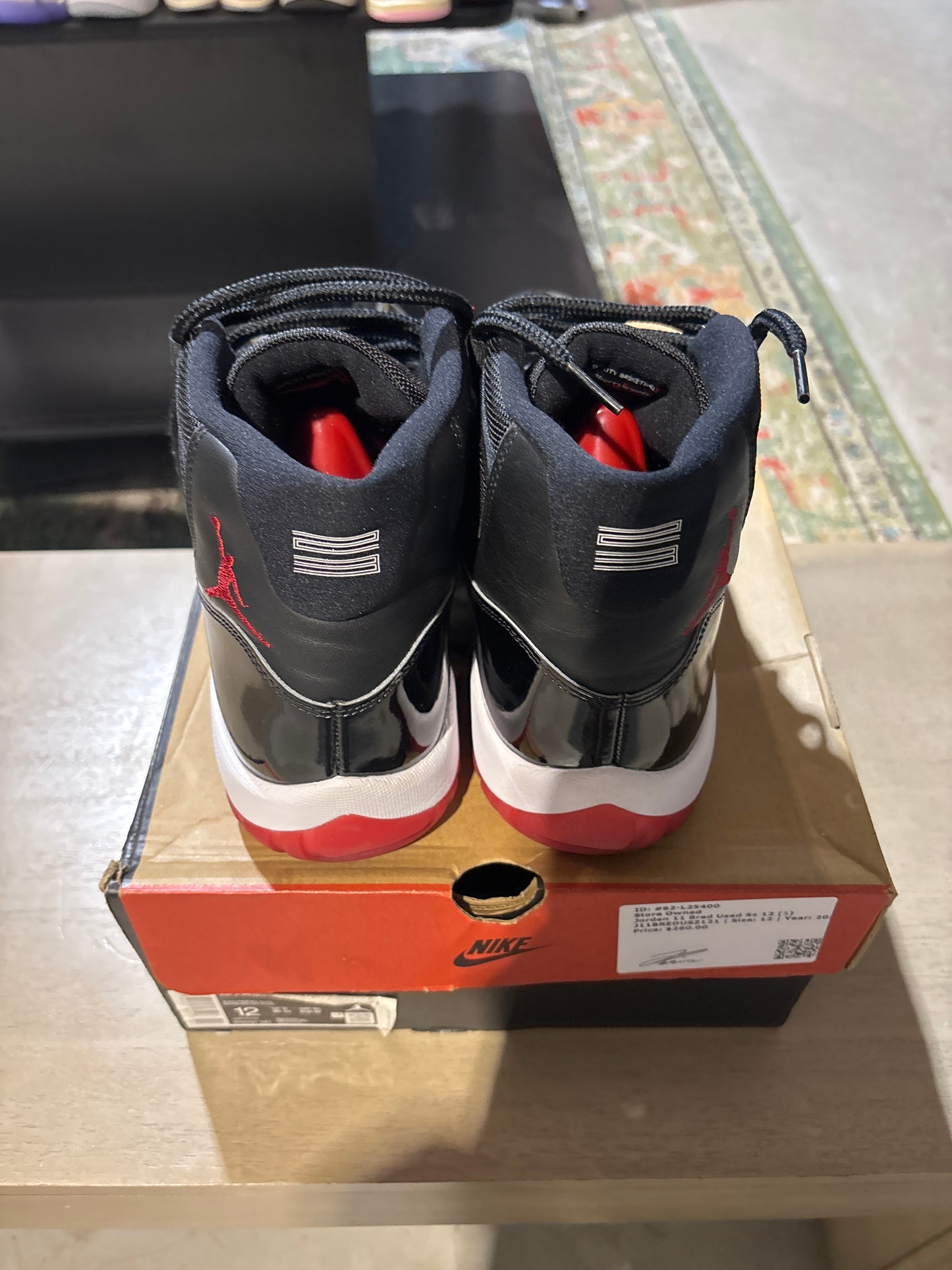 Jordan 11 Bred Used Sz 12 (1)