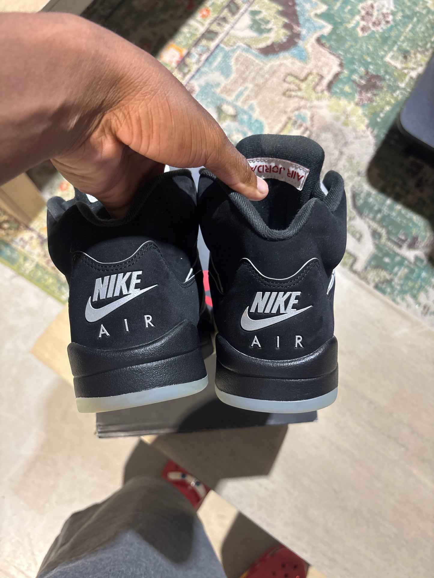 Jordan 5 Black Metallic Used Sz 9.5 (1)