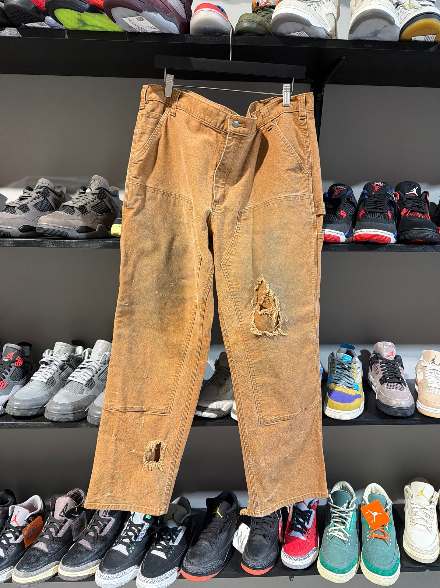 Carhartt dark khaki distressed double knees sz 40