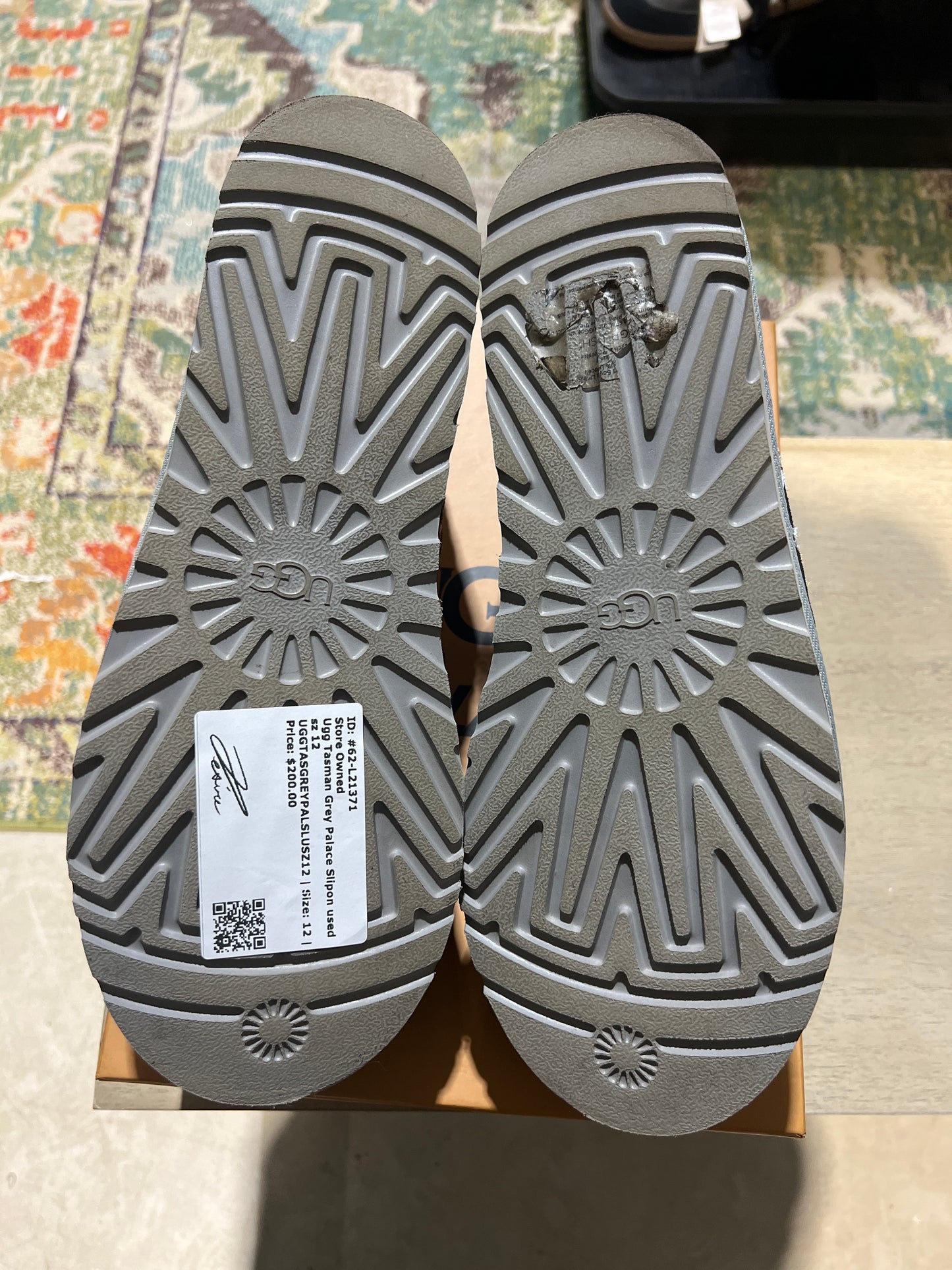 Ugg Tasman Grey Palace Slipon used sz 12