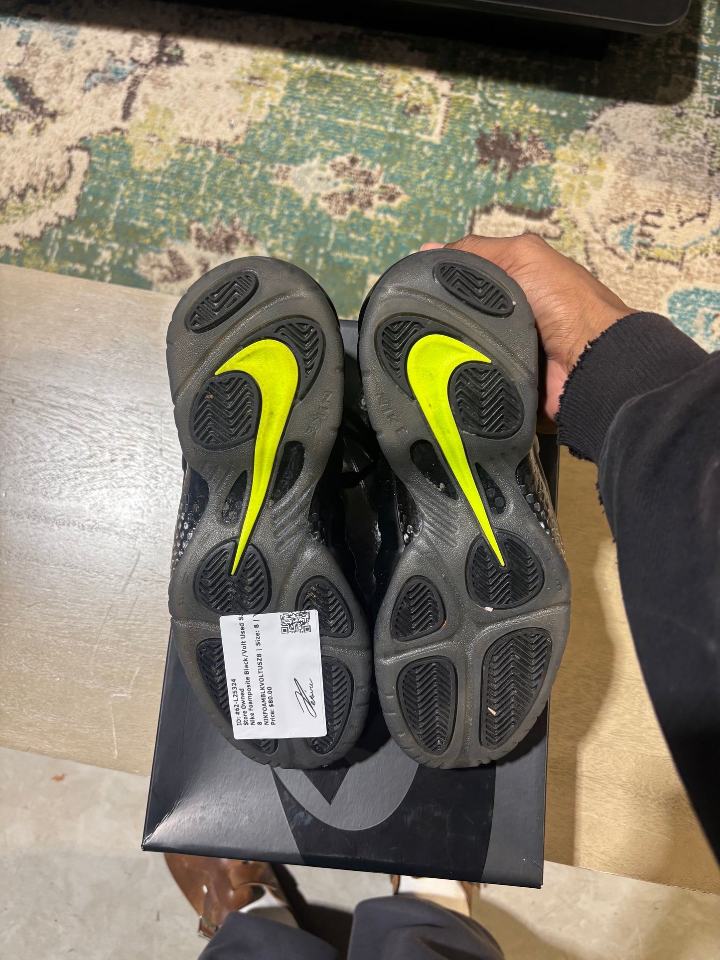 Nike Foamposite Black/Volt Used Sz 8