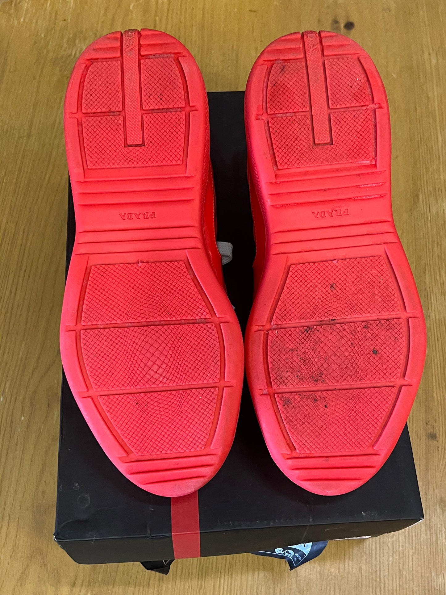 Prada Americas Cup Soft Rubber Red Used Sz 10