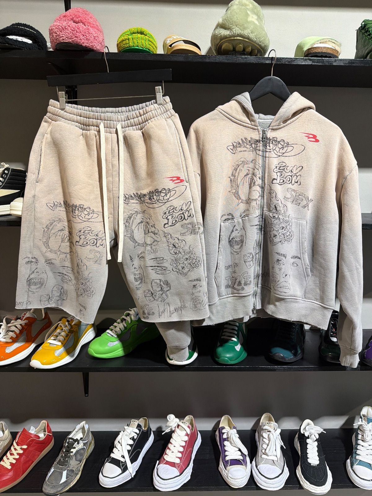 Abominable graffti set