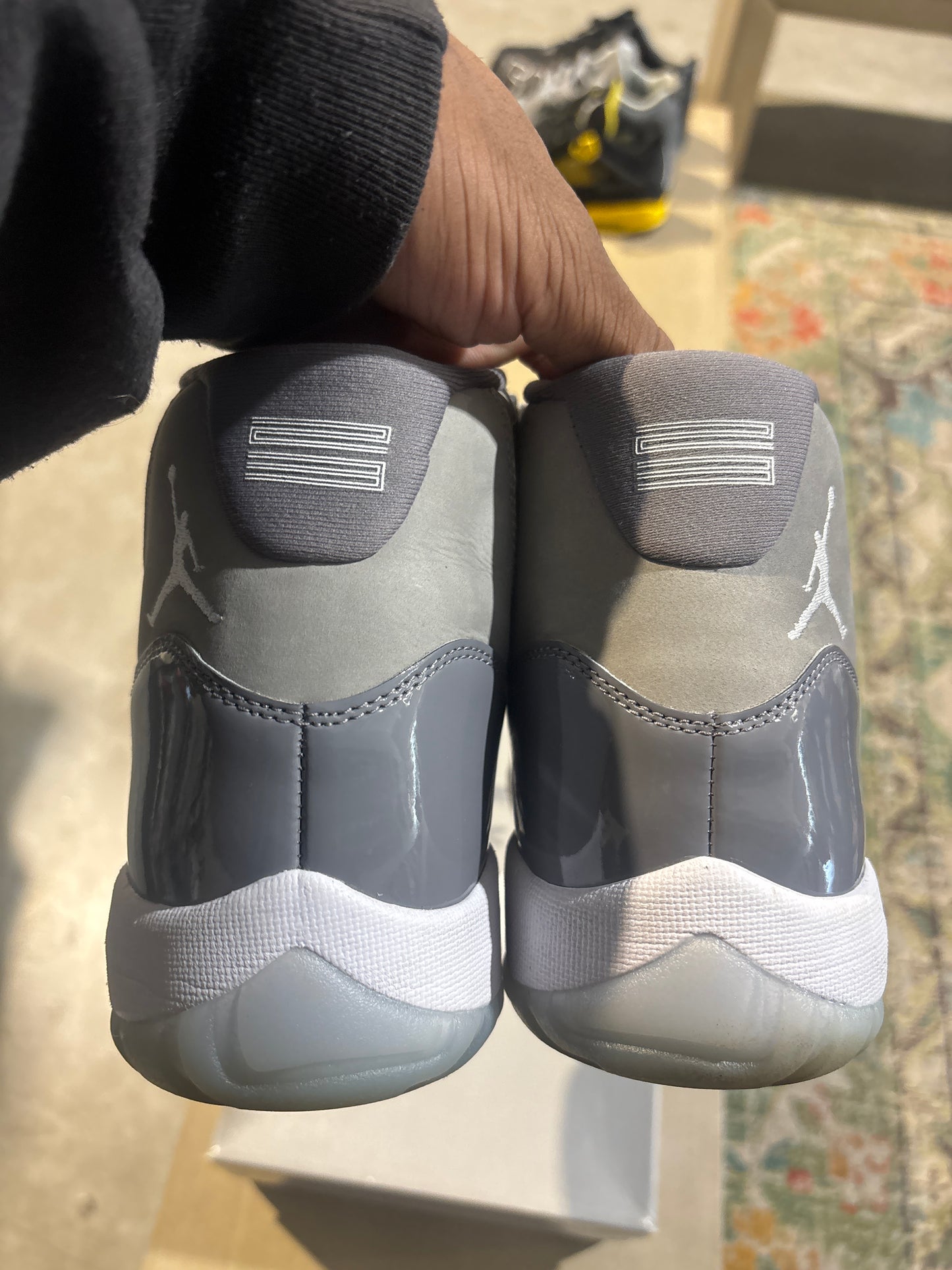 Jordan 11 Cool Grey Used sz 10.5