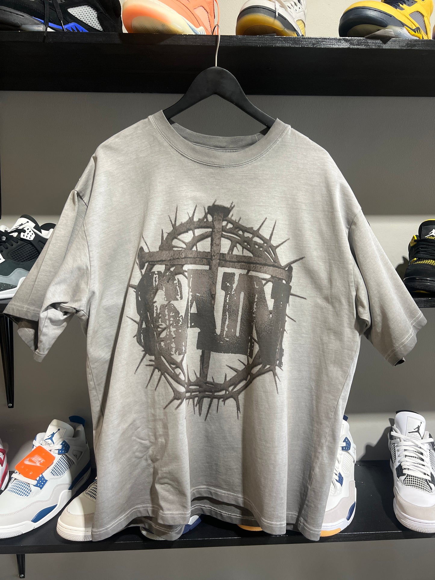 saint vanity grey saint tee shirt