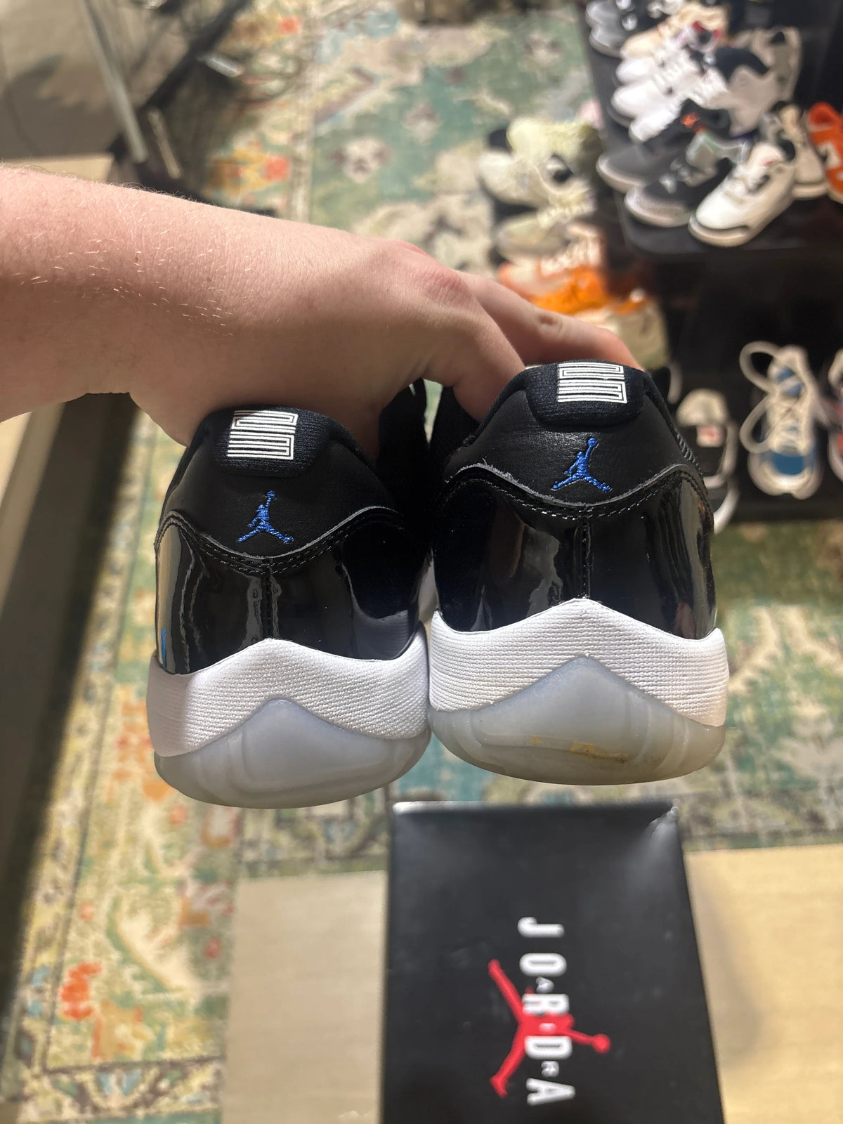 Jordan 11 Retro Low Space Jam - Pre-Owned