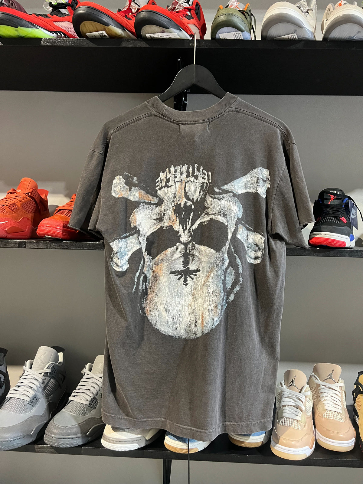 Vertabrae Skull Tee