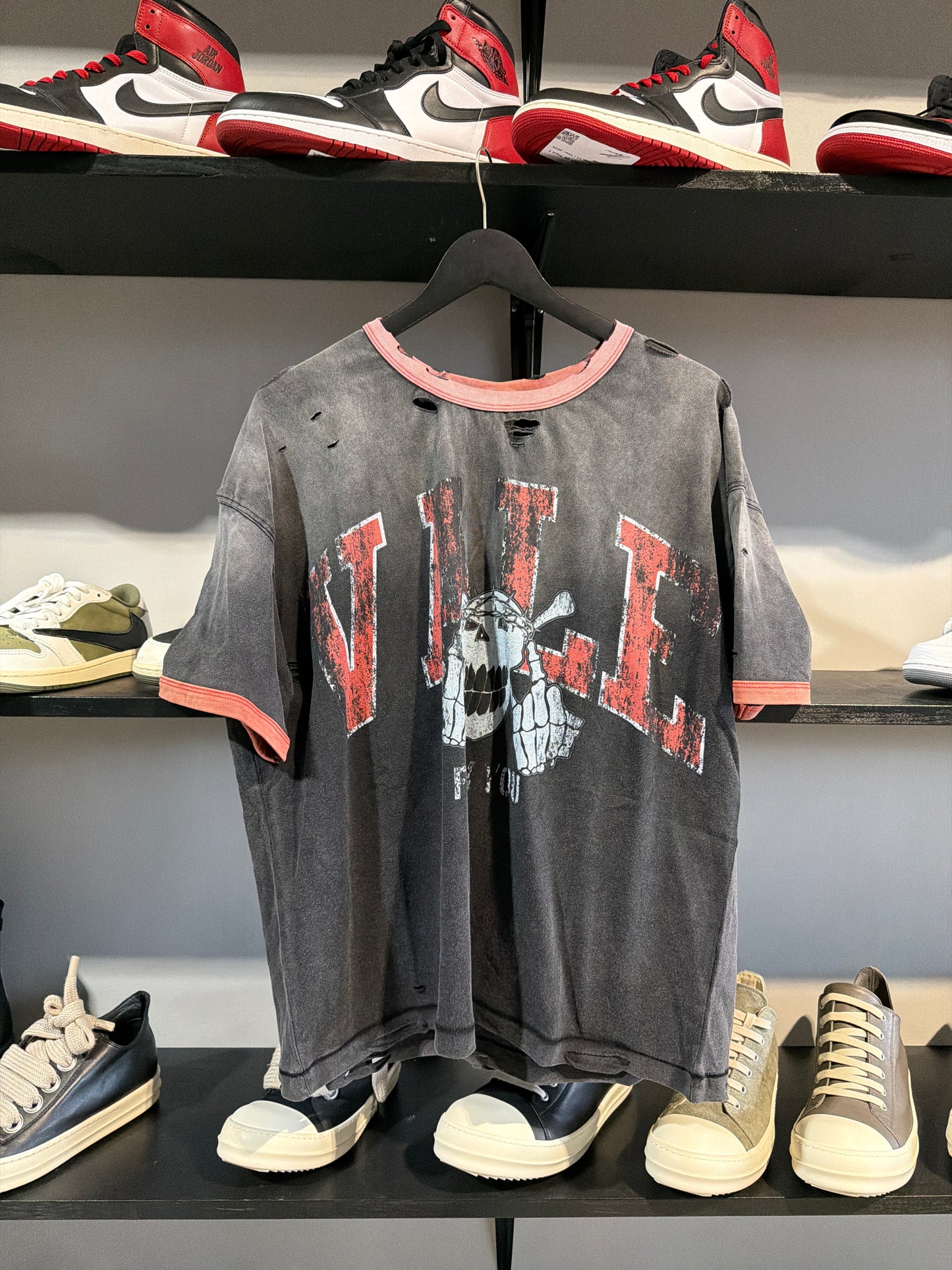 Vale Big Brother Ringer Tee
