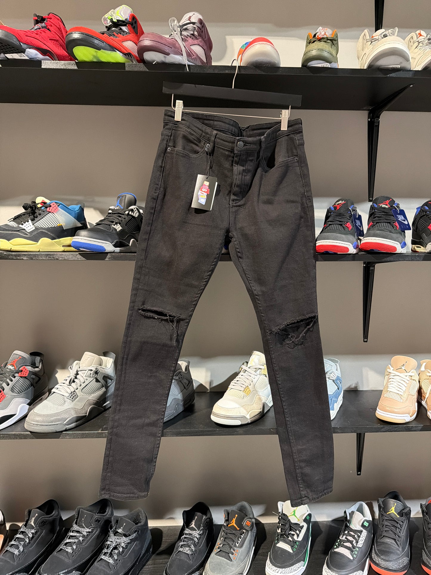 Black Ksubi skinny jeans knee blowout