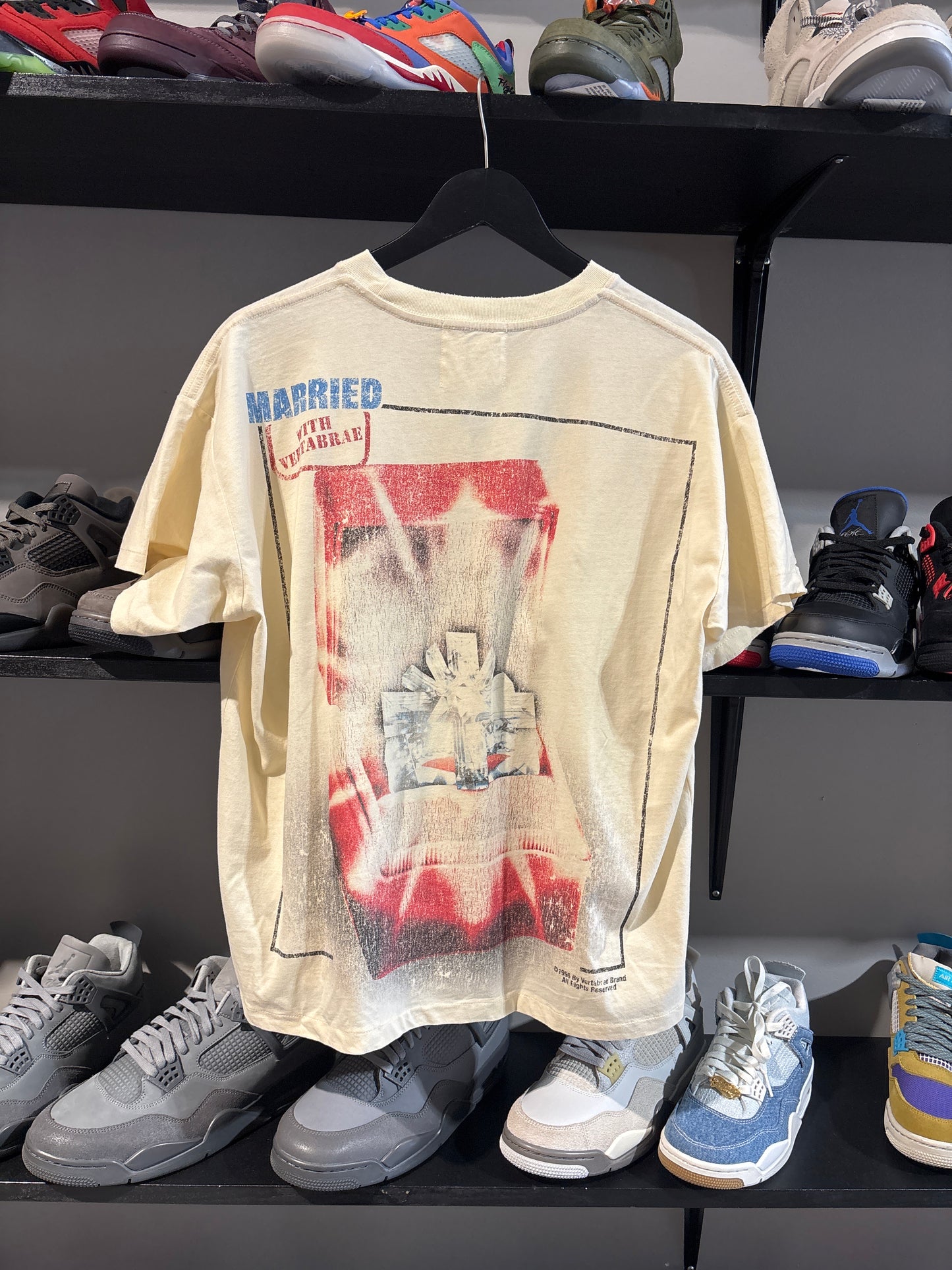 Vertabrae married to vert tee cream