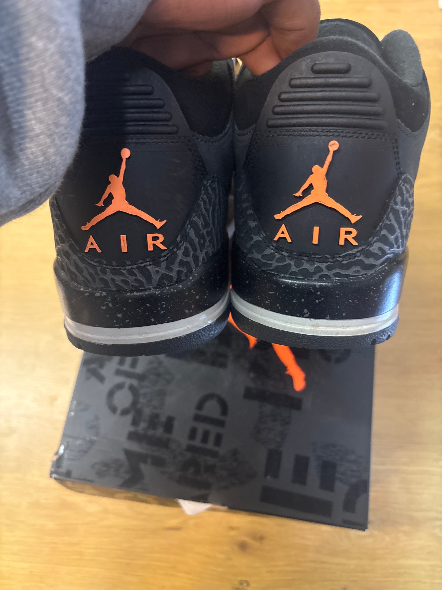 AIR JORDAN 3 RETRO FEAR PACK USED SIZE 11