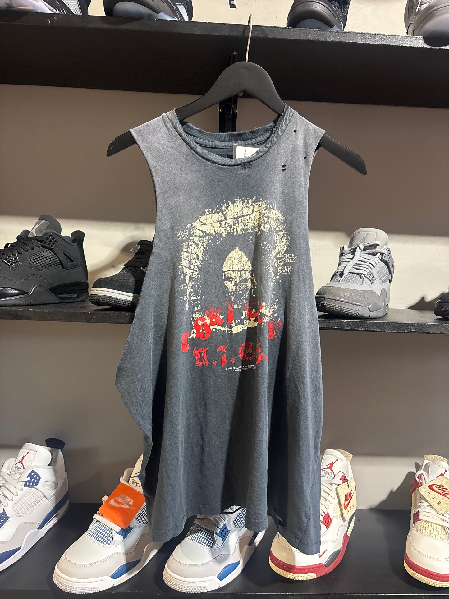 Paly Thriller Night Cutoff Tee
