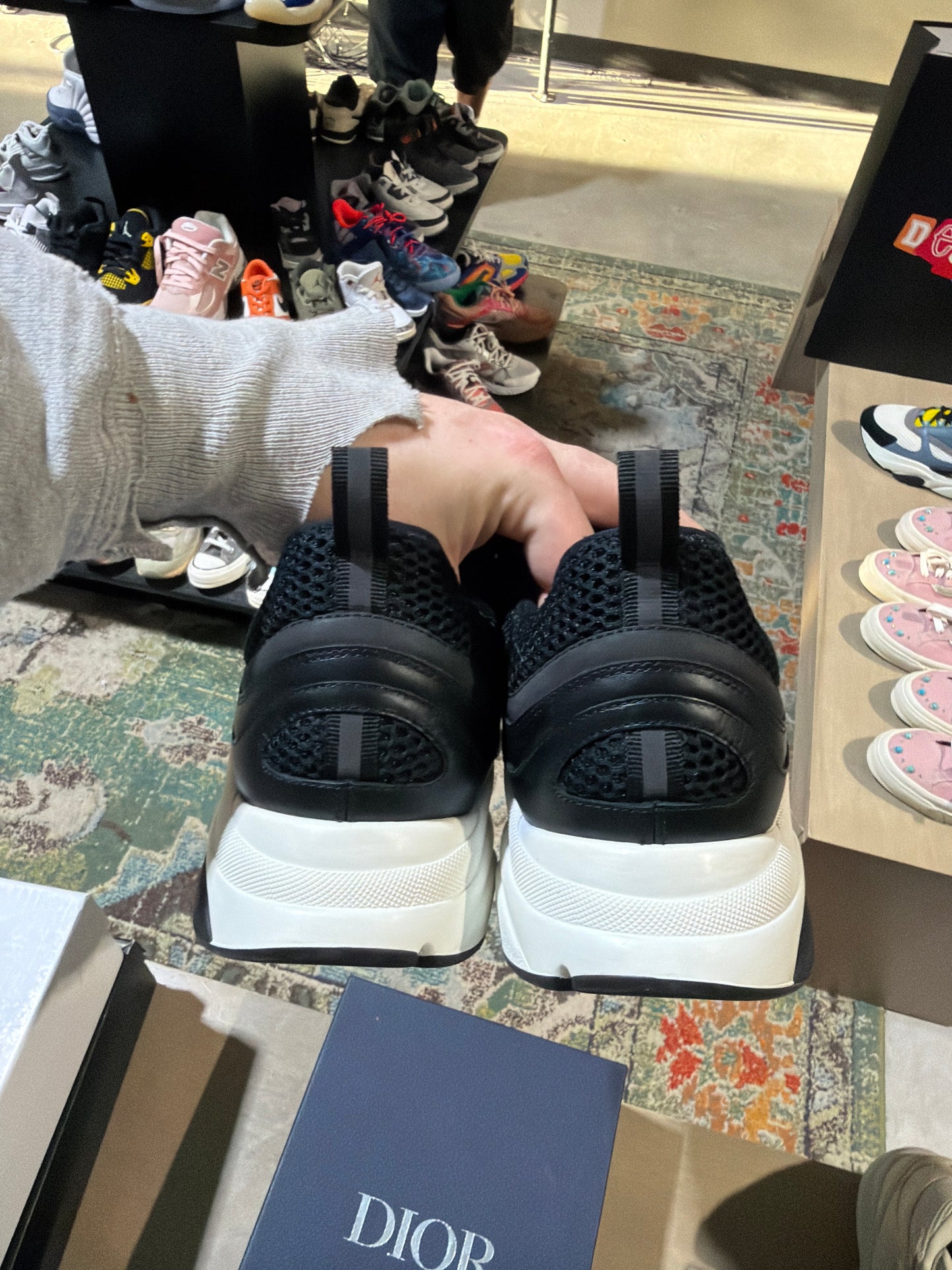 Dior B22 Black/White Used sz 11