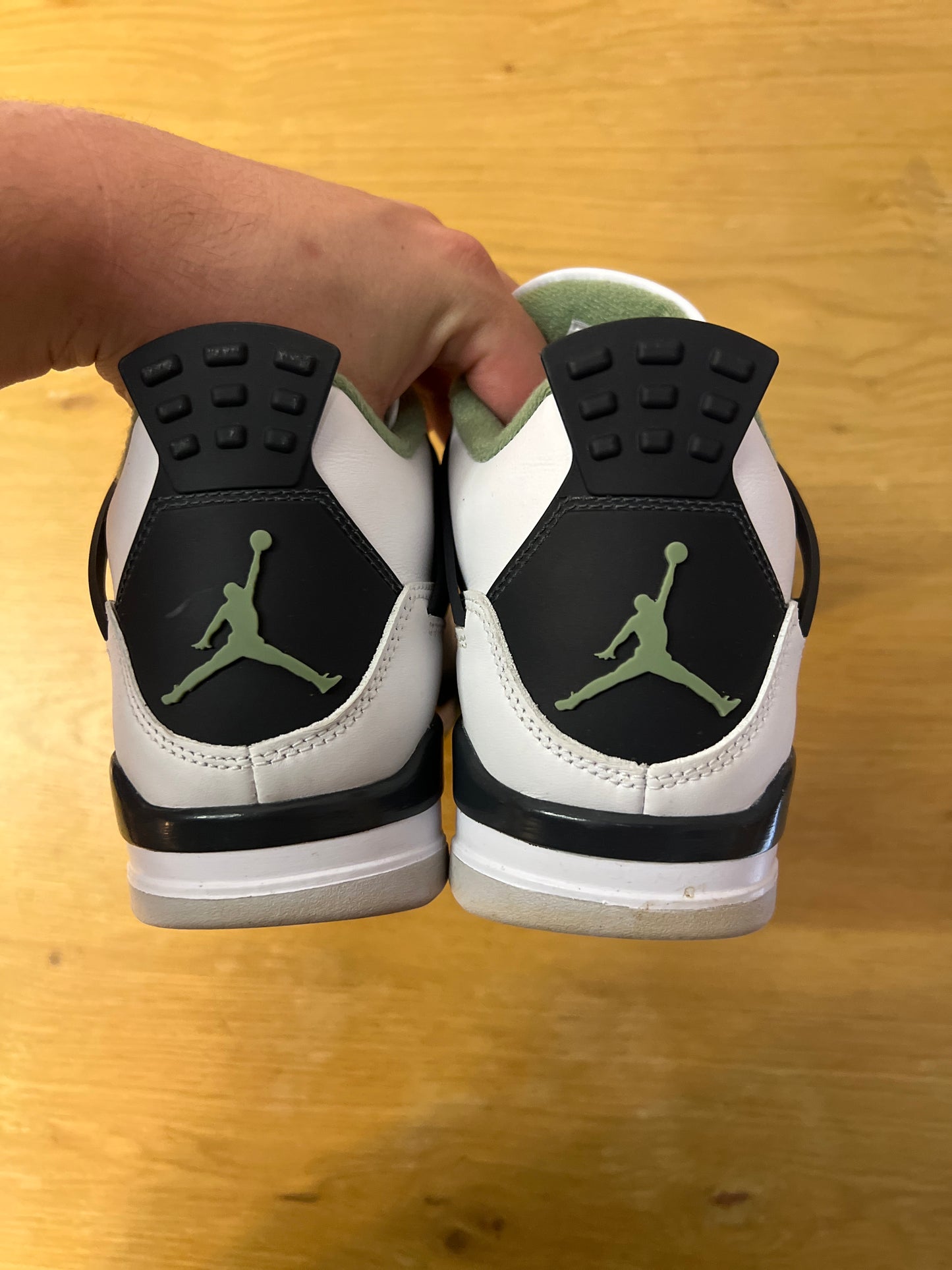 WMNS JORDAN 4 SEAFOAM Sz 10.5W USED NB