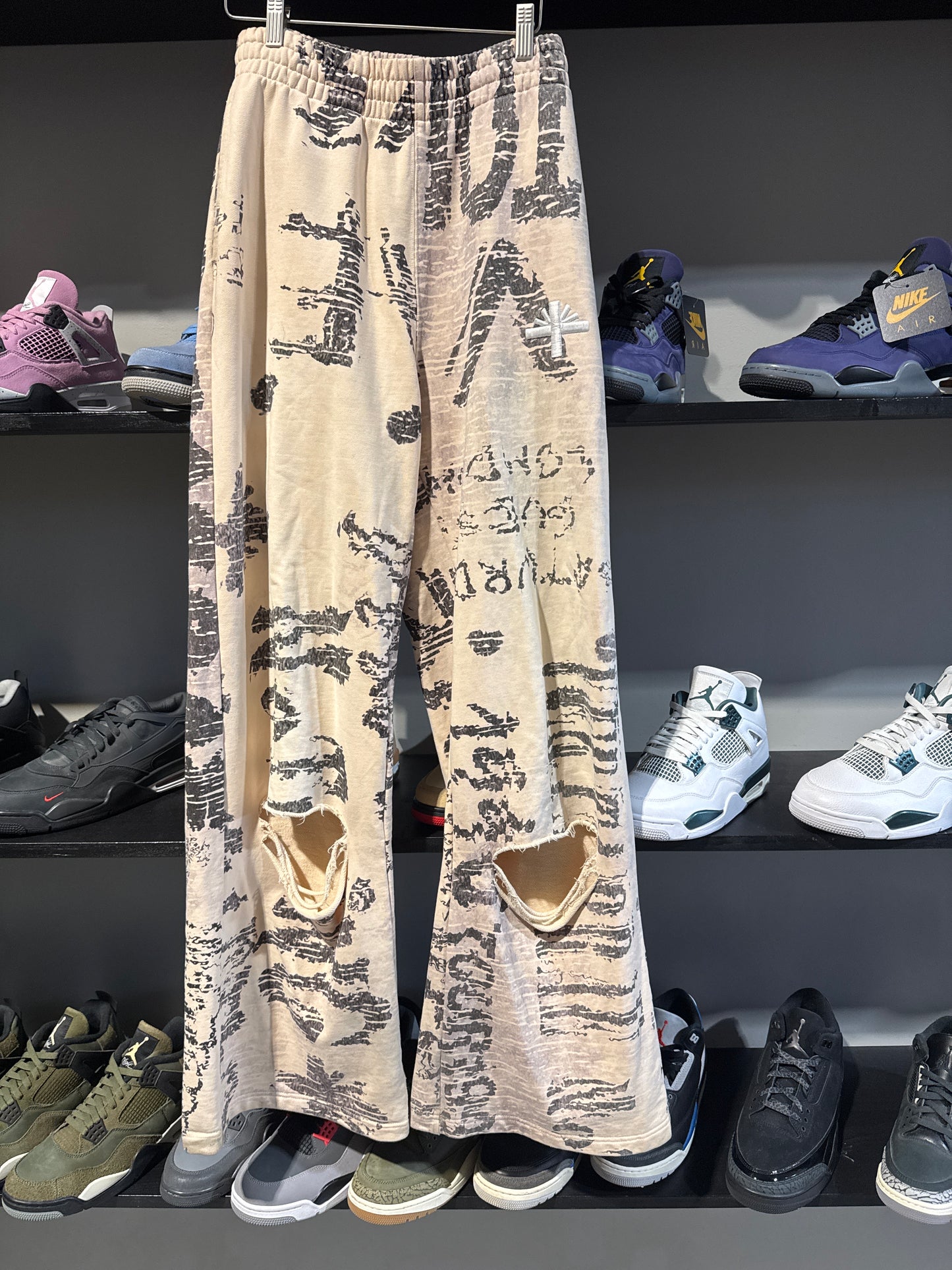 Vertabrae Graffiti Ivory Sweatpants