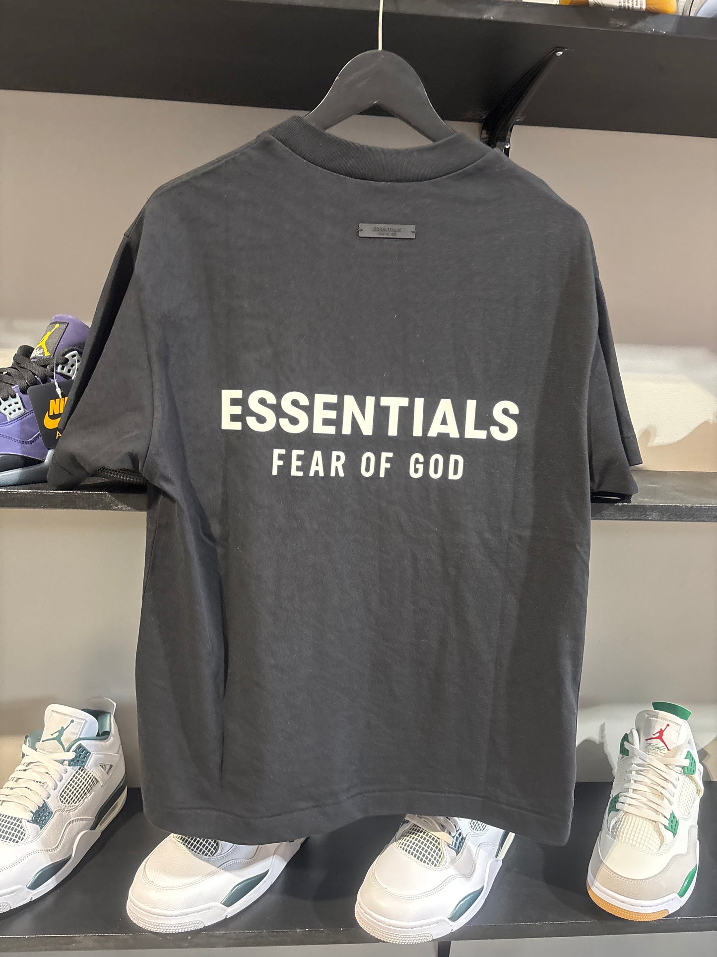 Essentials Black/White Tee Sz XS