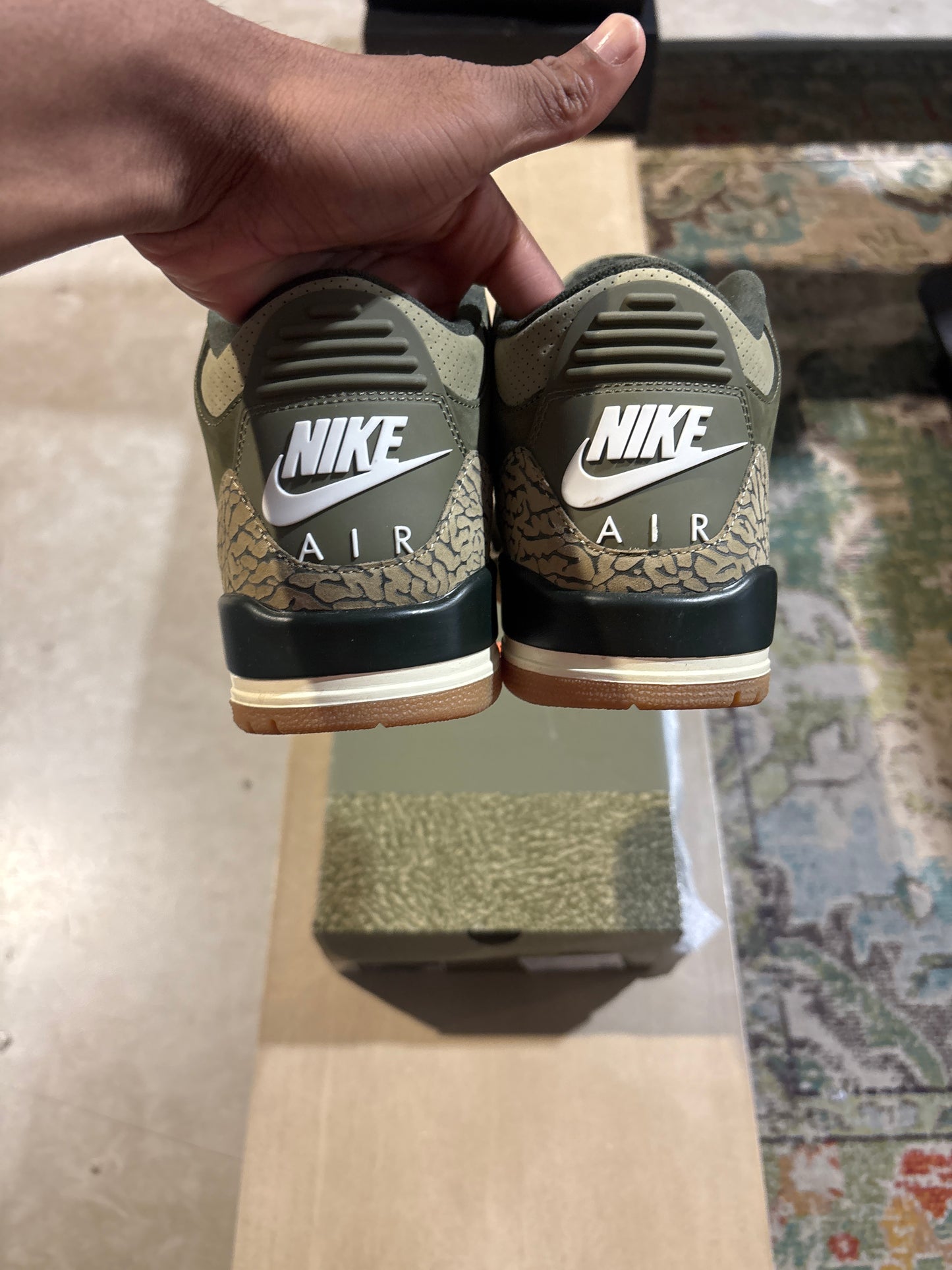 Jordan 3 Retro Family Affair Used Sz 10.5
