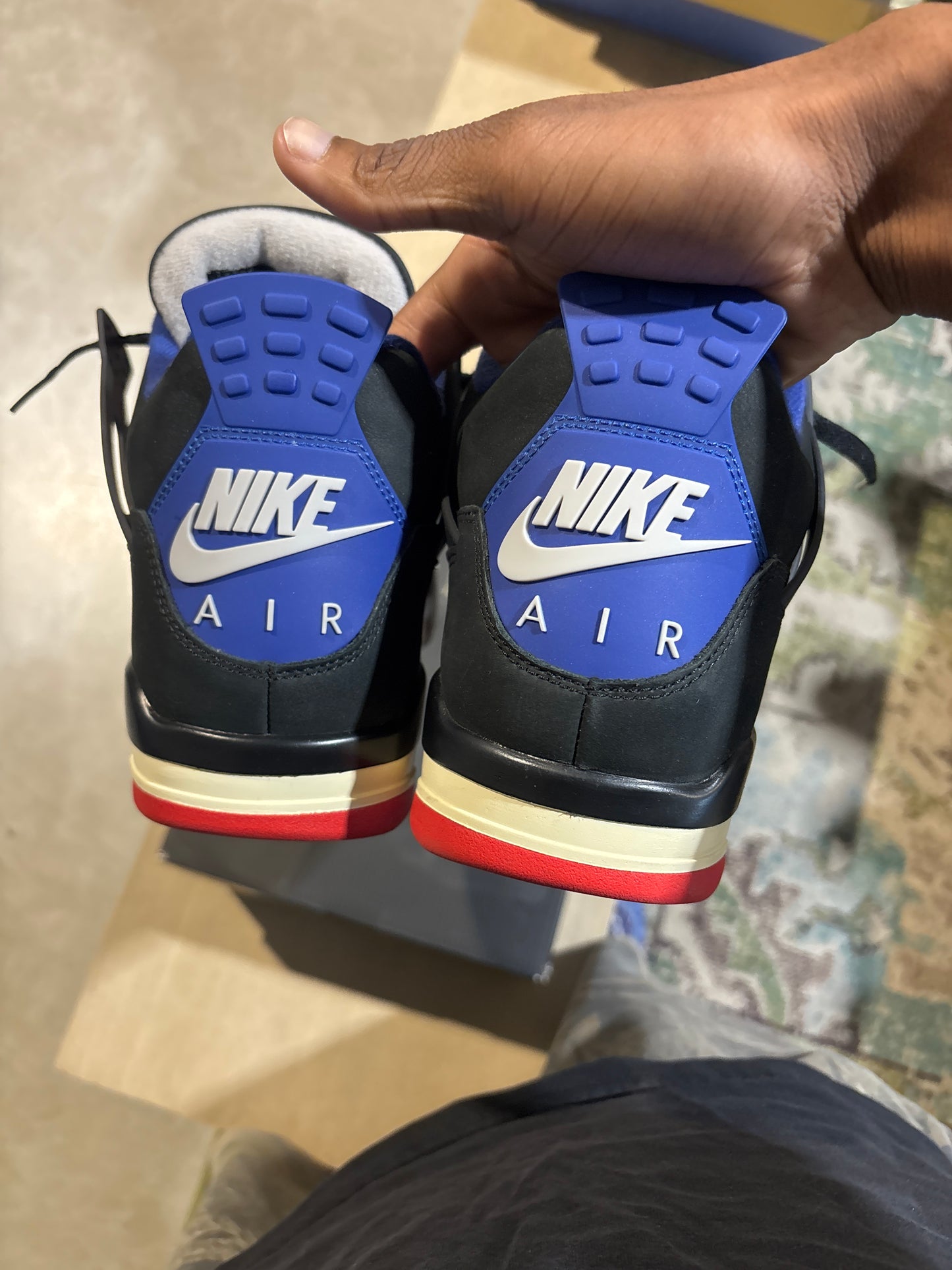 Jordan 4 rare air used sz 12