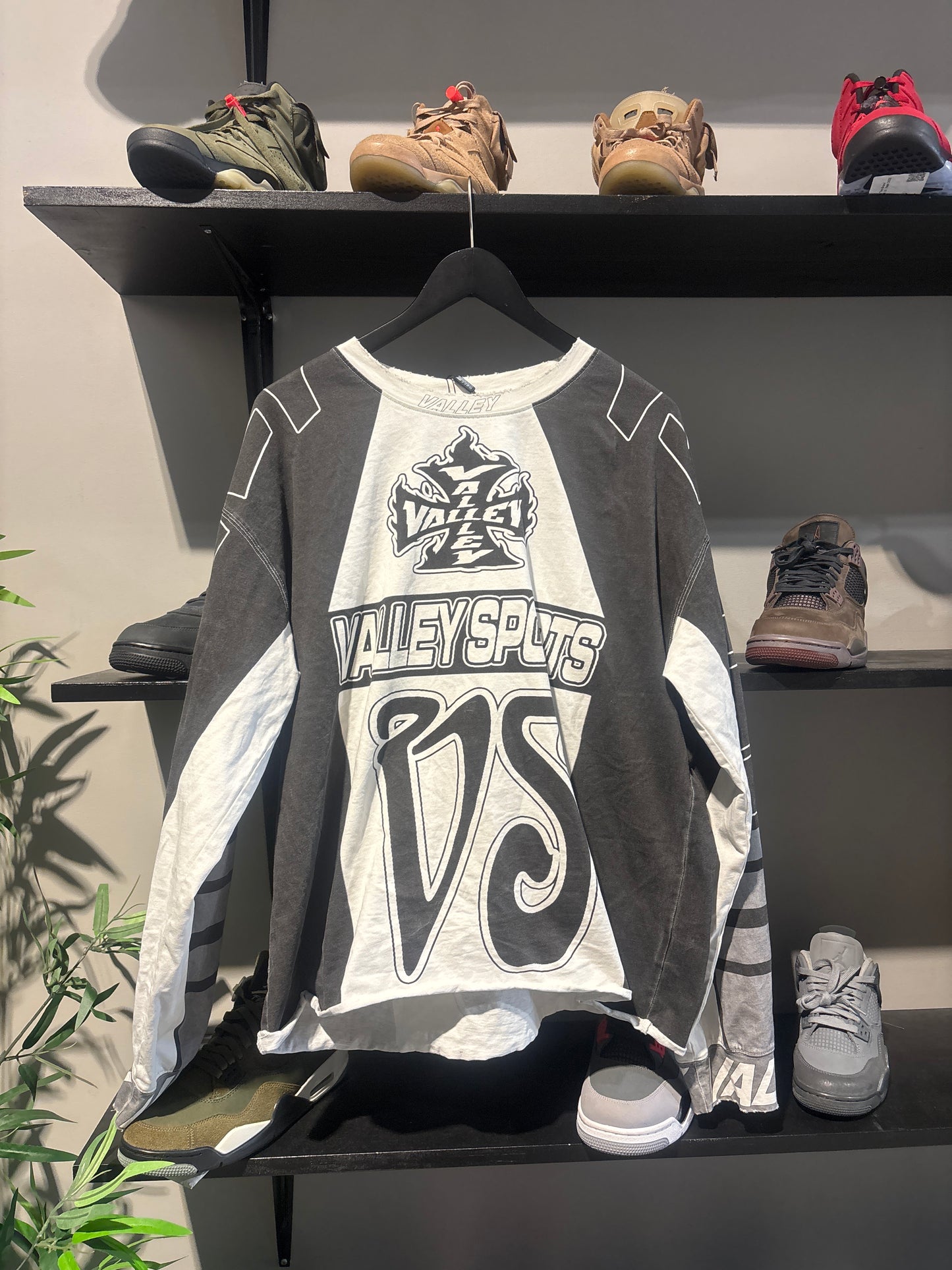 Vale Valley Sport Black/White Longsleeve