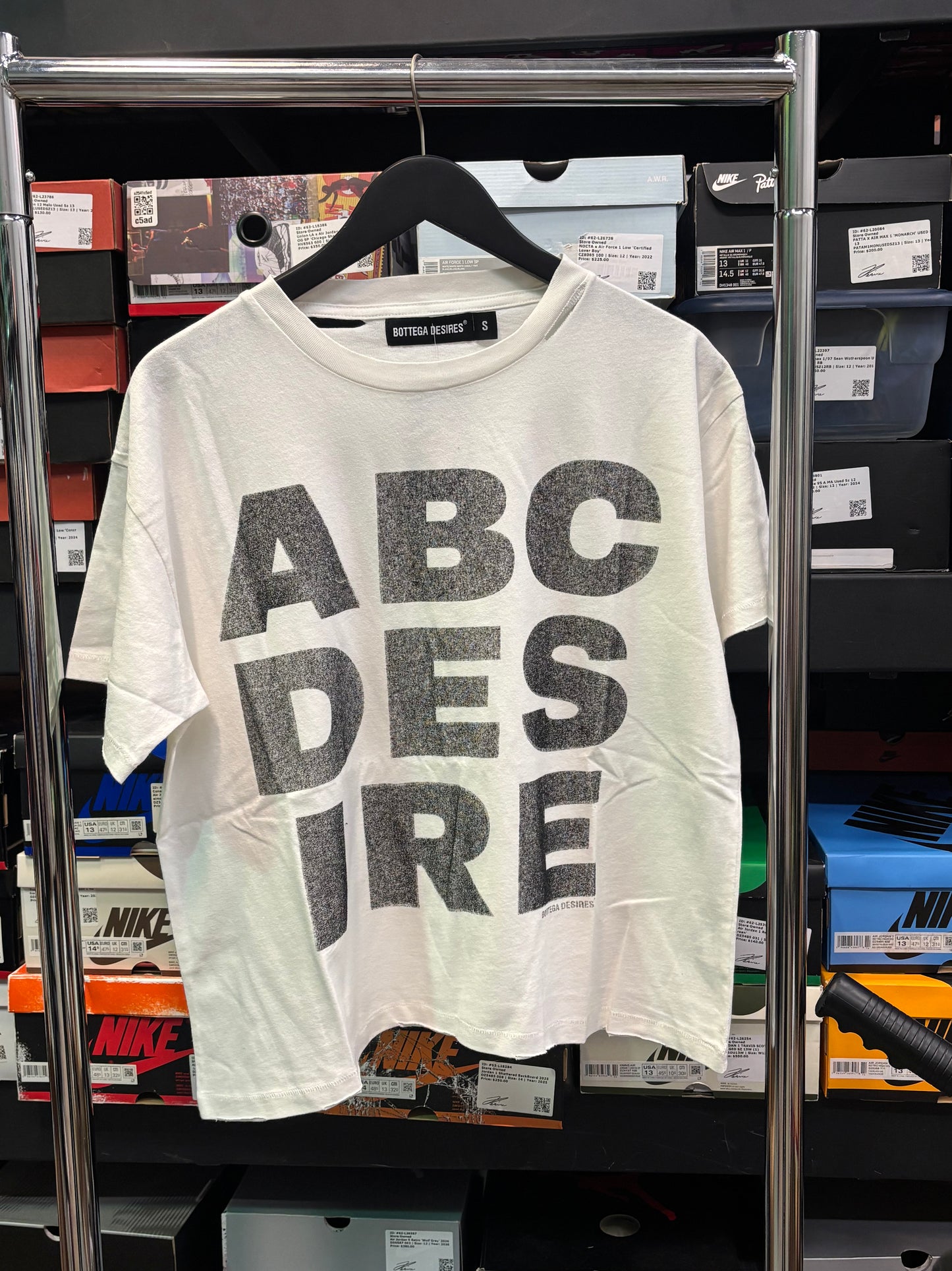 ABCD DESIRES WHITE/BLACK TEE