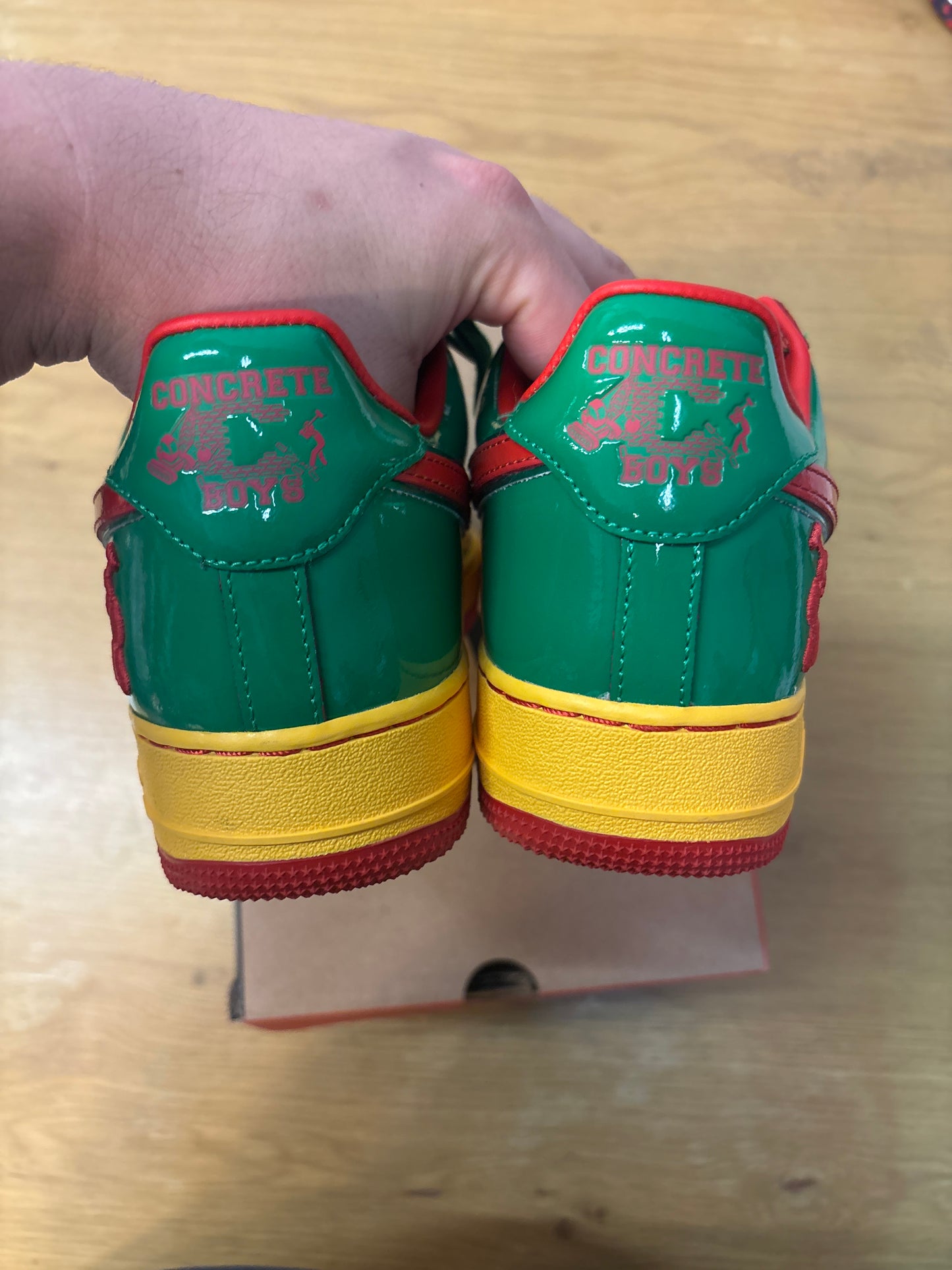 NIKE US FORCE 1 LUCKY GREEN USED SZ 10