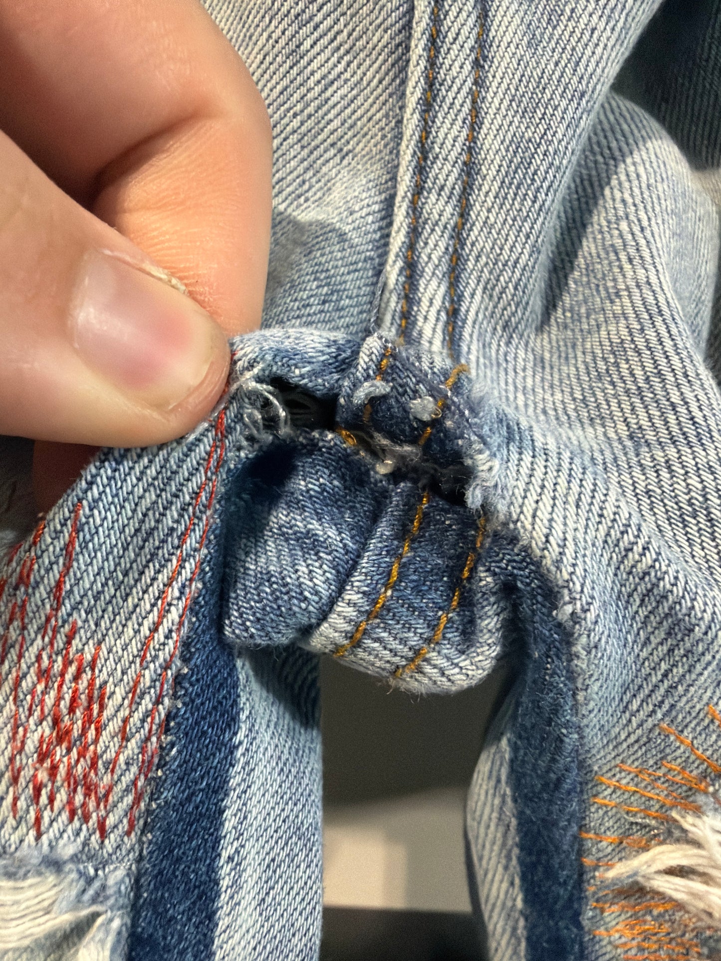 Who Decides War Cathedral Denim Distressed Sz 36