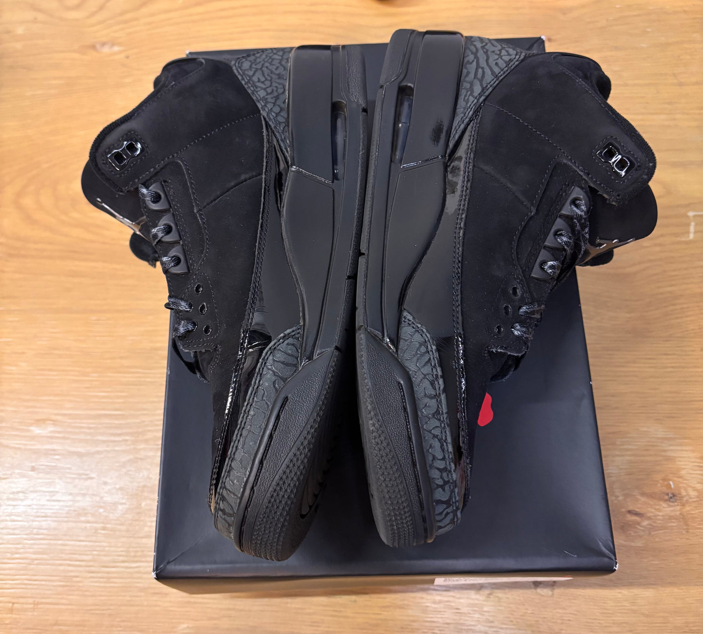 JORDAN 3 BLACK CAT 2025 Used Sz 9.5